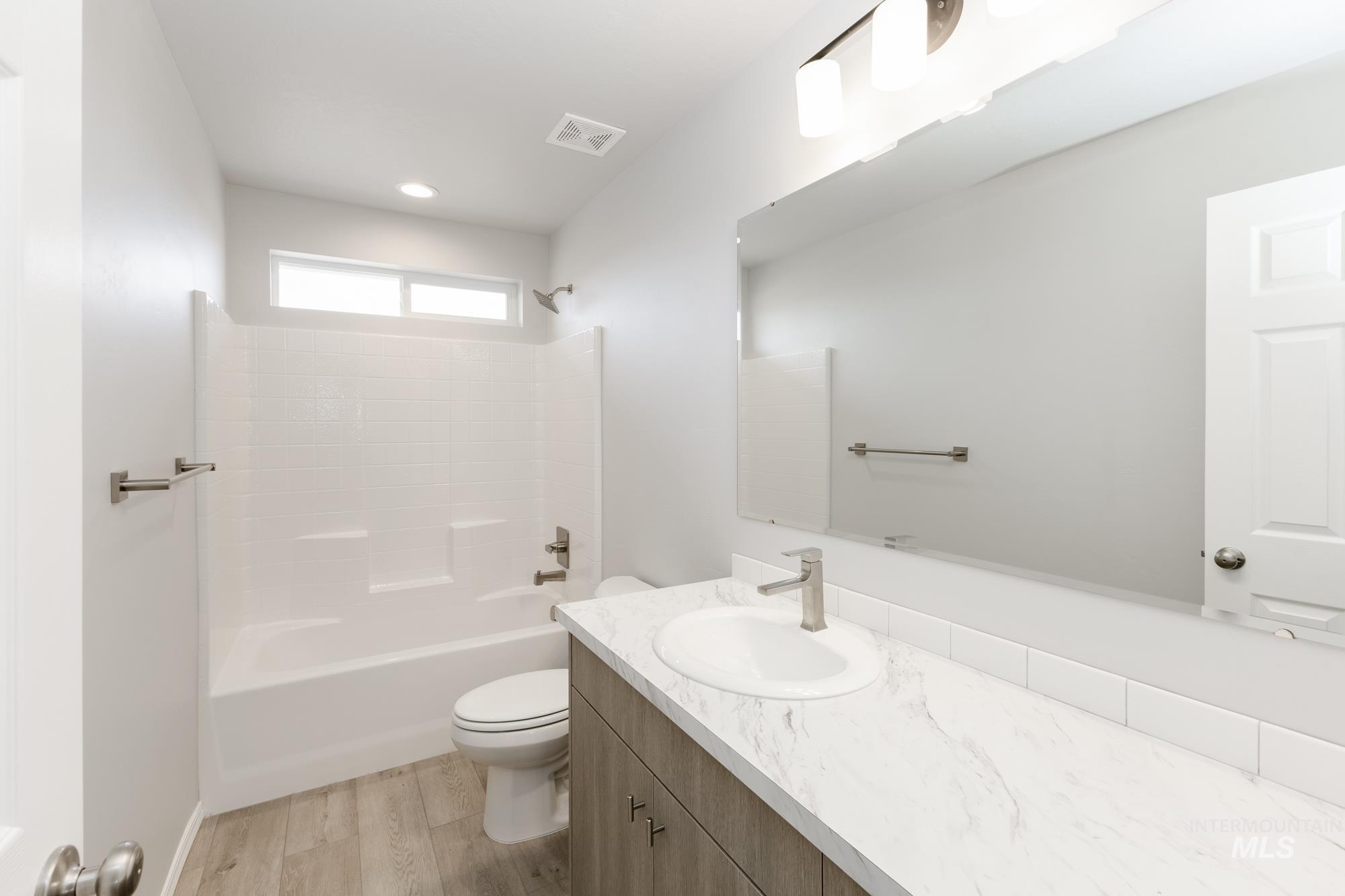277 N Coltsfoot Ave Property Photo 22
