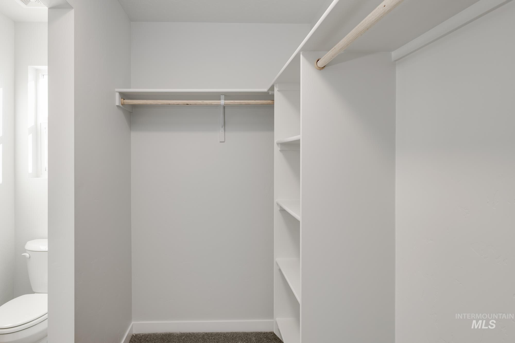 2216 W Hodor St Property Photo 18