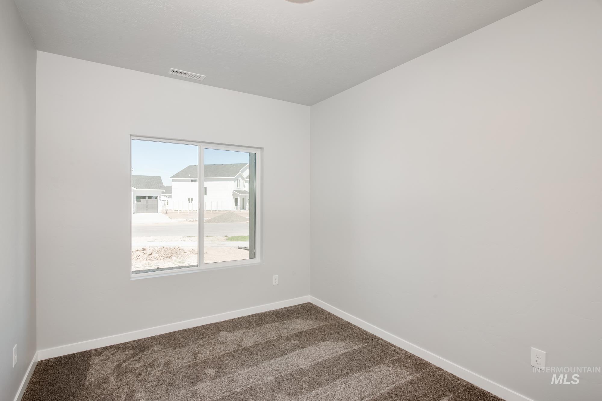 1398 W Pack River Dr Property Photo 10