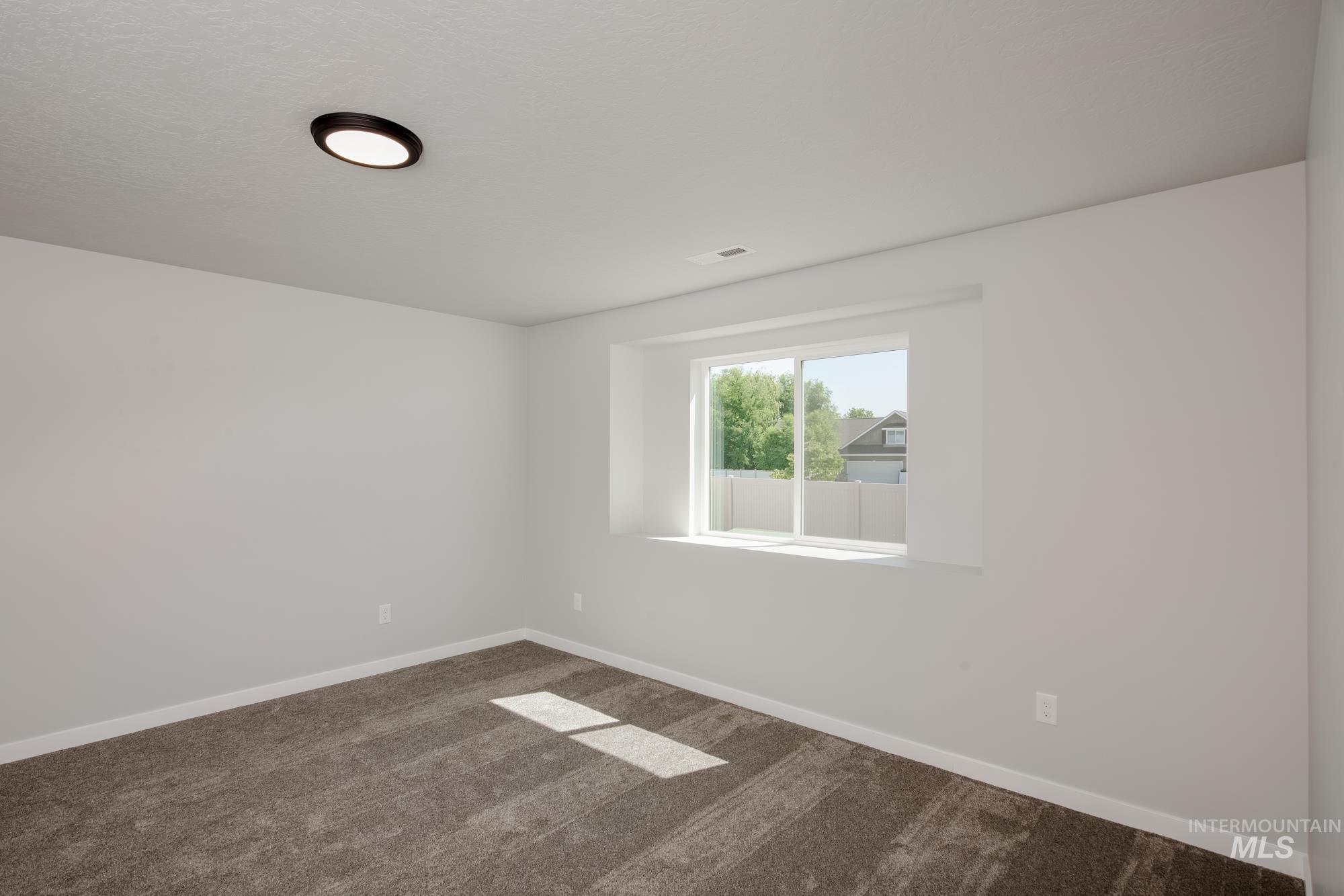 1398 W Pack River Dr Property Photo 18