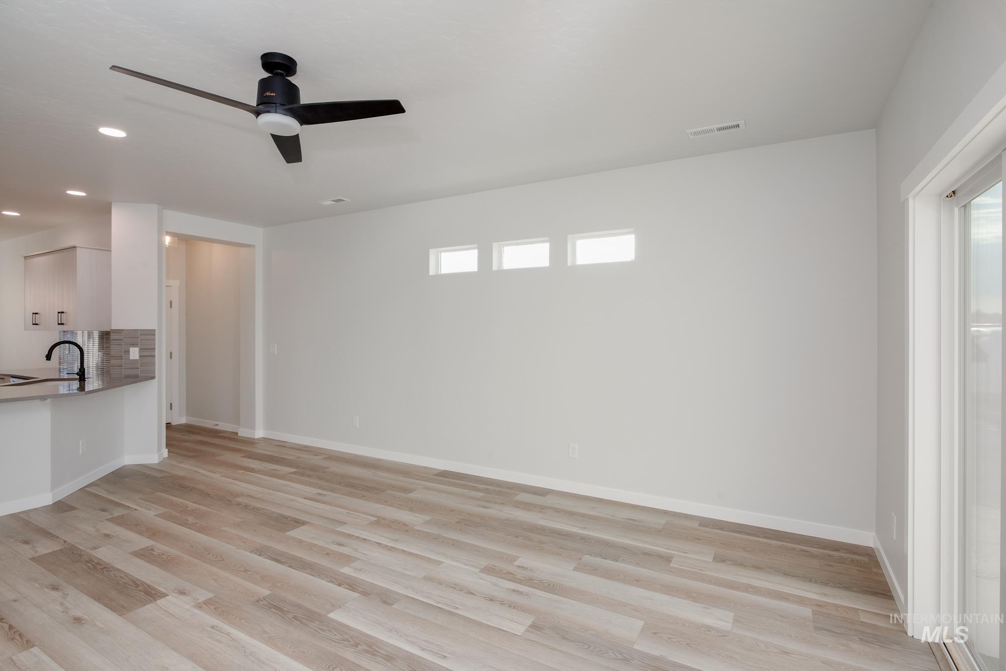 6884 S Sushana River Ave Property Photo 10