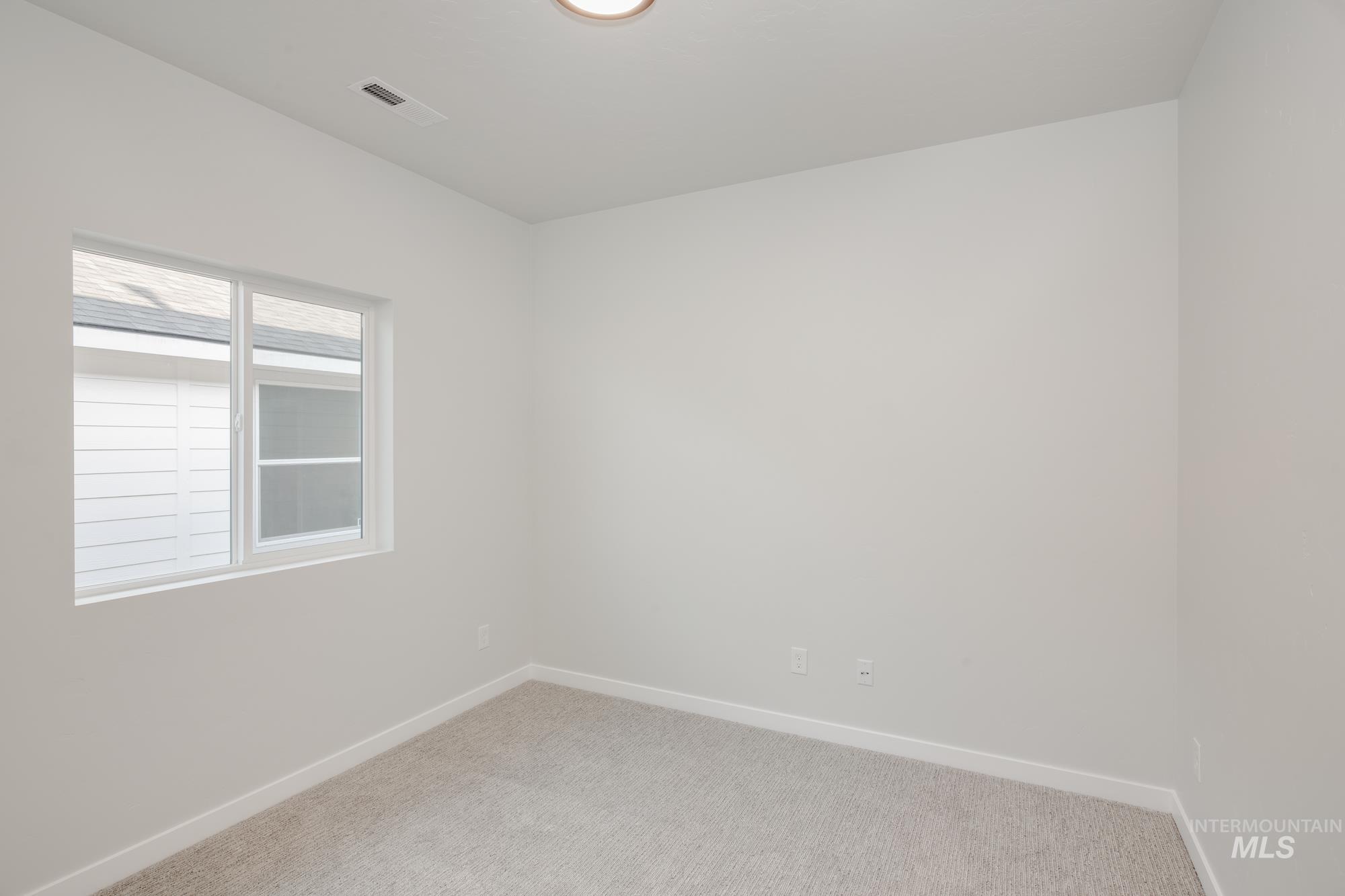 6884 S Sushana River Ave Property Photo 13