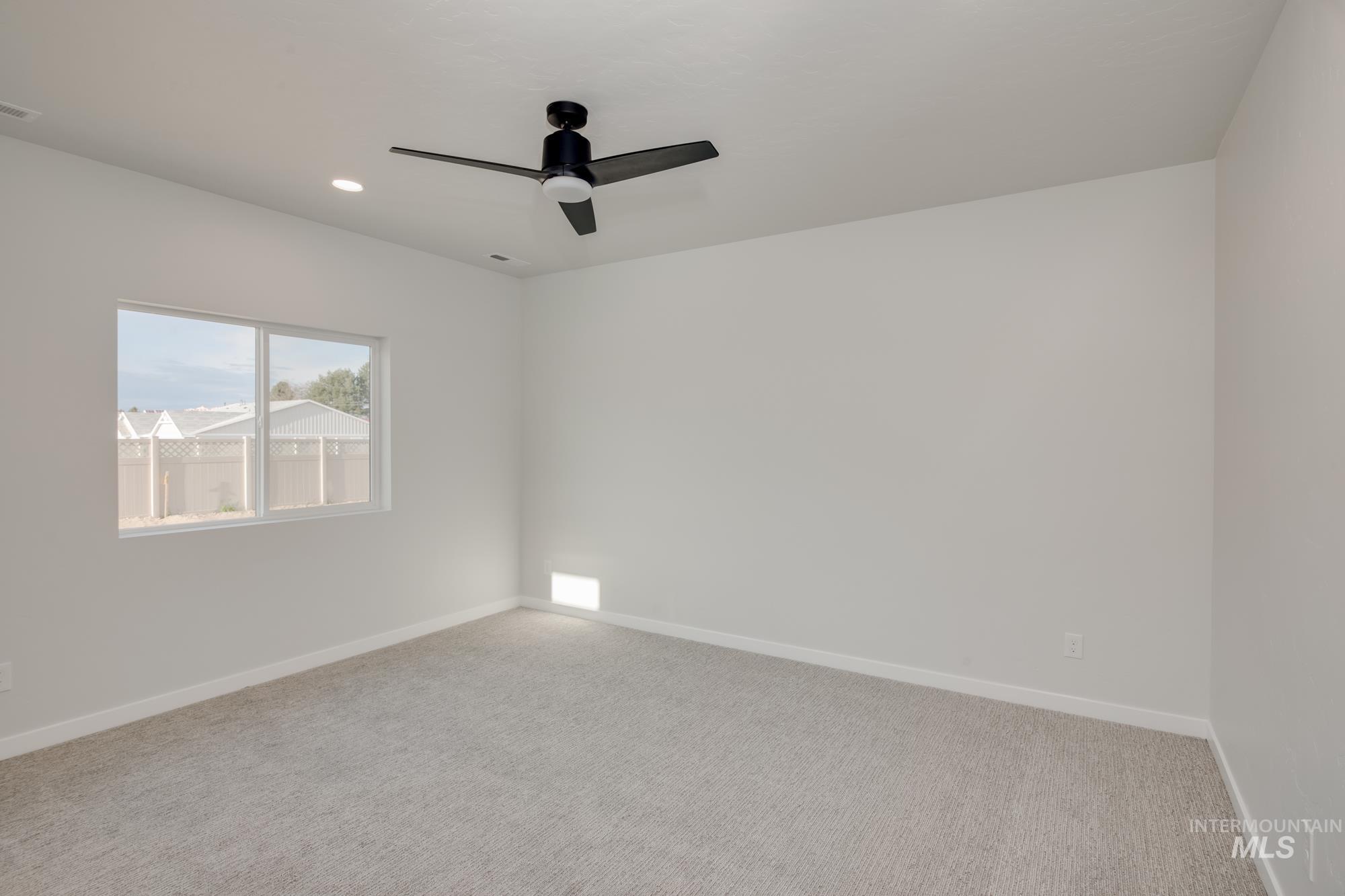 6884 S Sushana River Ave Property Photo 15