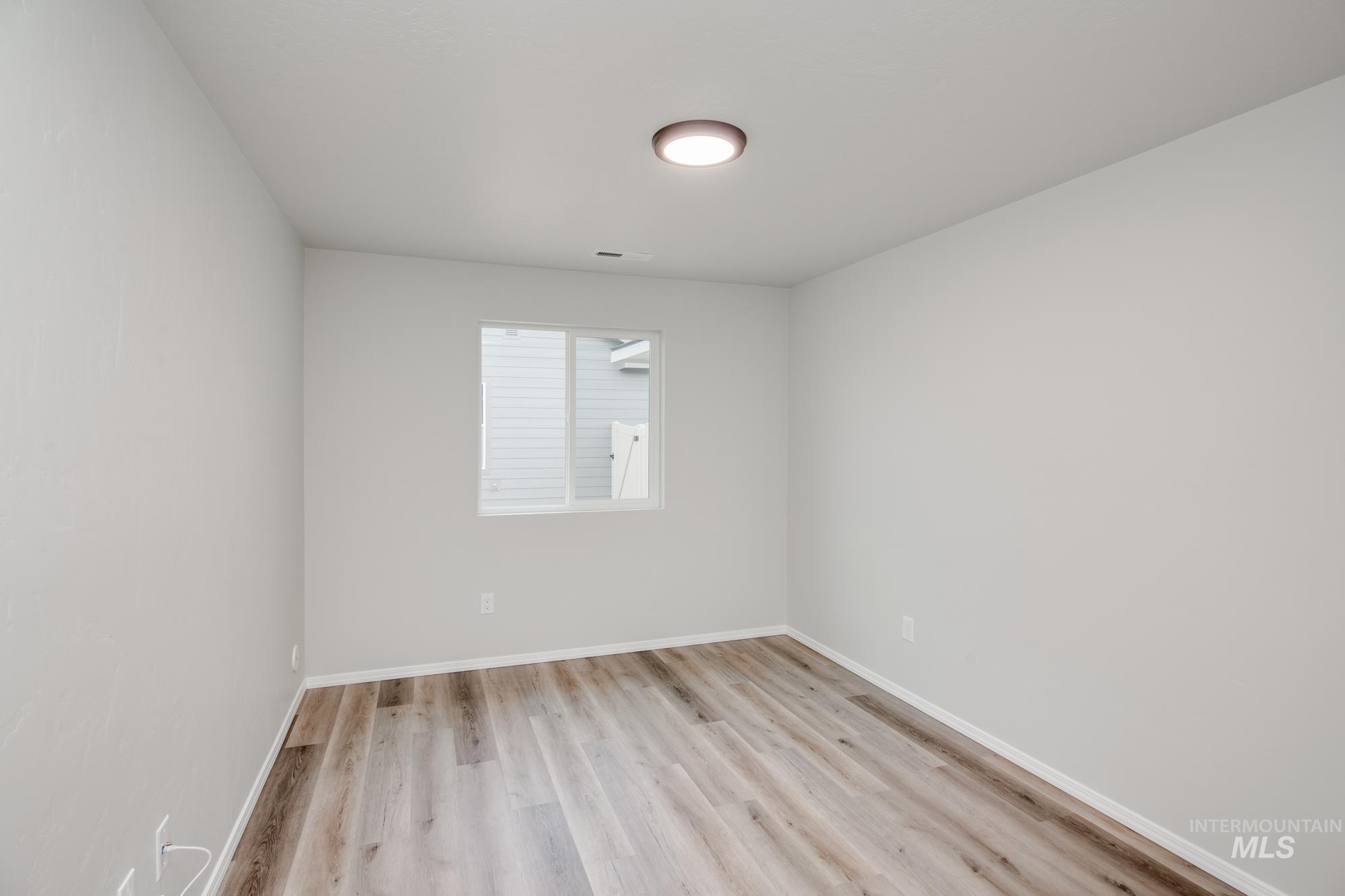 1279 W Bass River Dr Property Photo 13