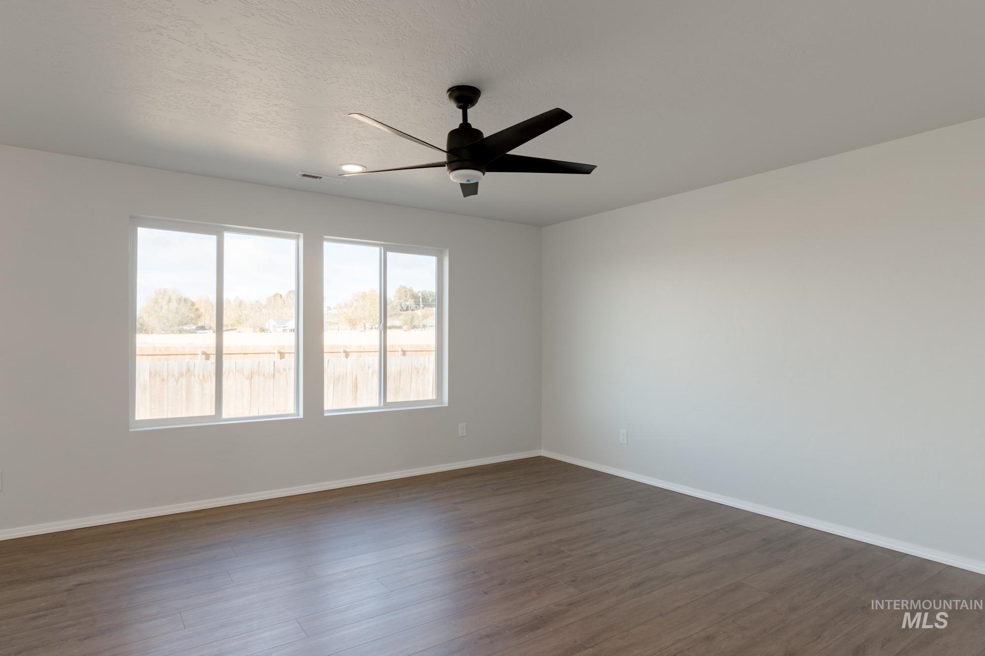 16897 Dunning Way Property Photo 11