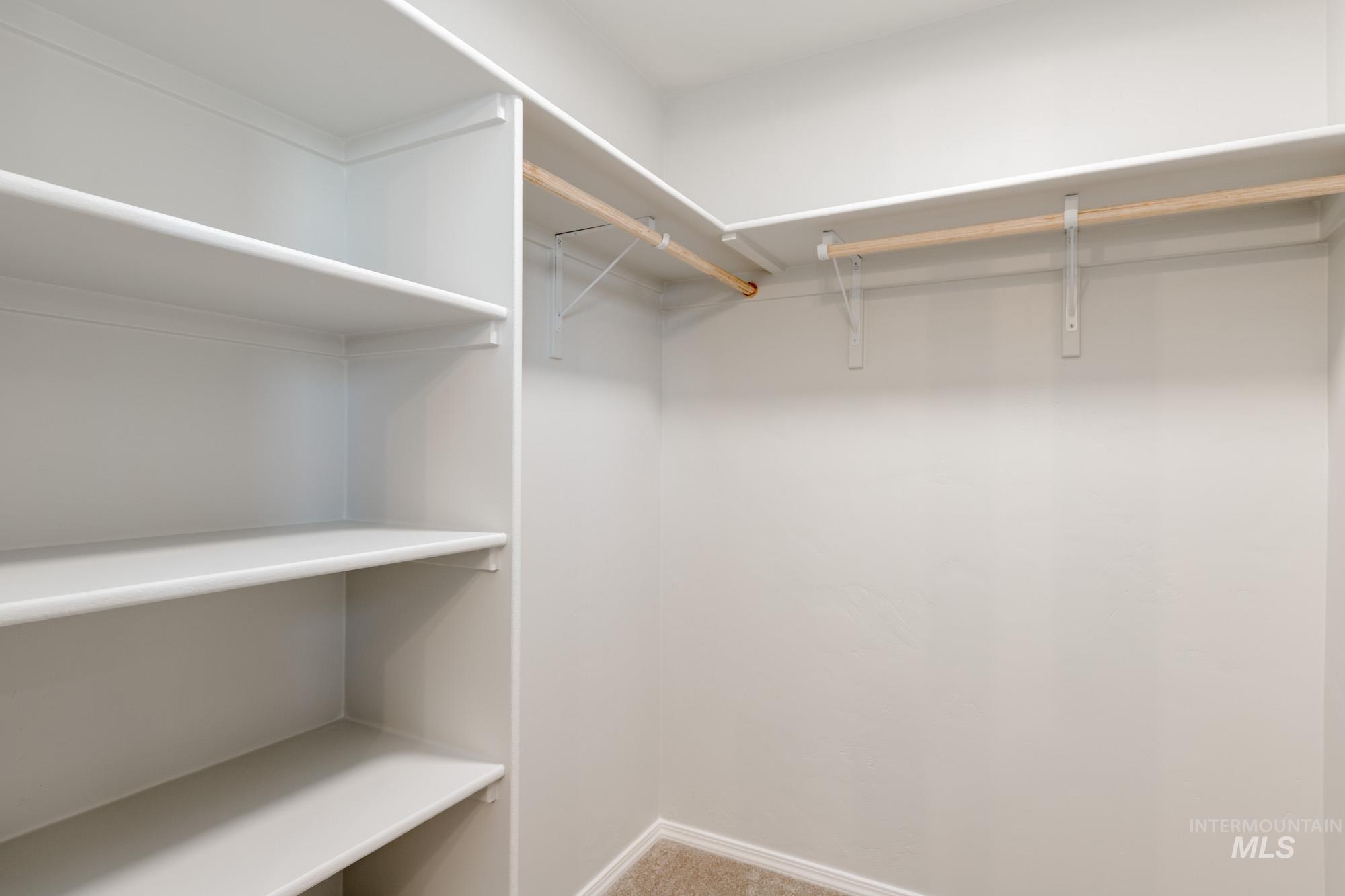 16897 Dunning Way Property Photo 21