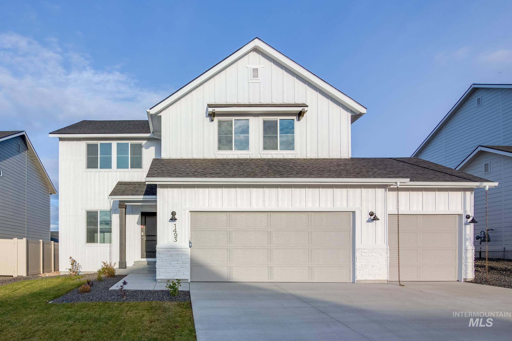 16885 Dunning Way Property Photo 1