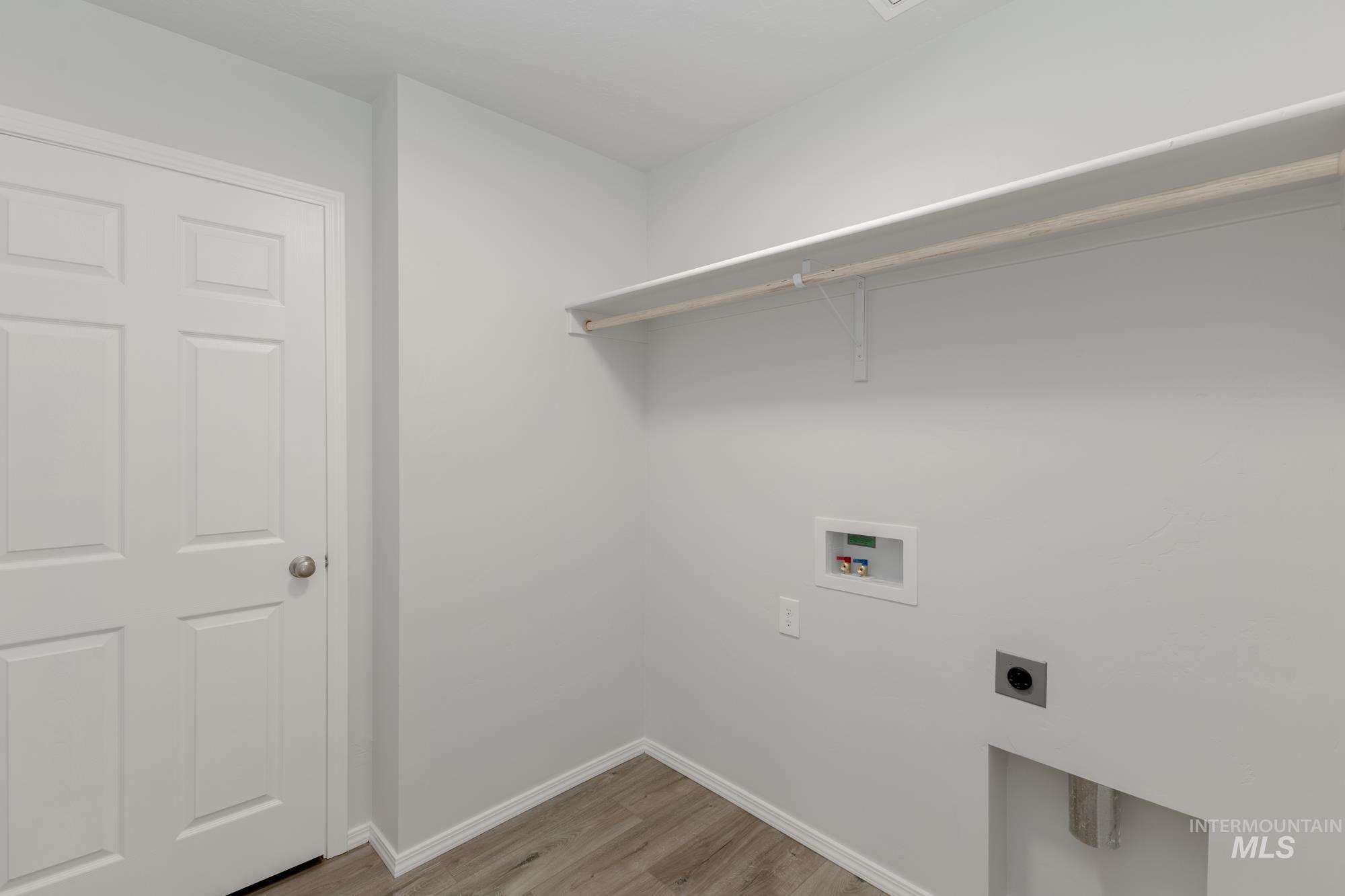 16873 Dunning Way Property Photo 14