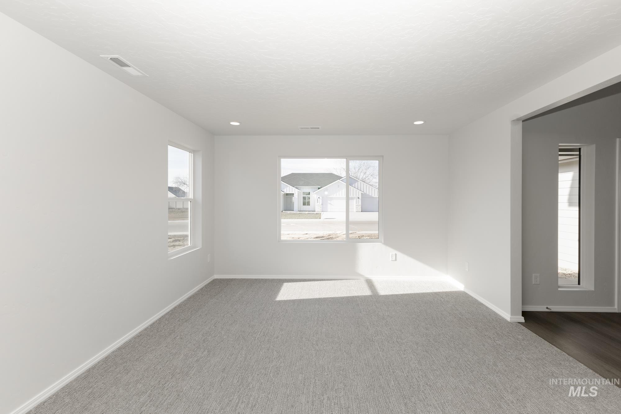 14822 N Fishing Creek Ave Property Photo 14