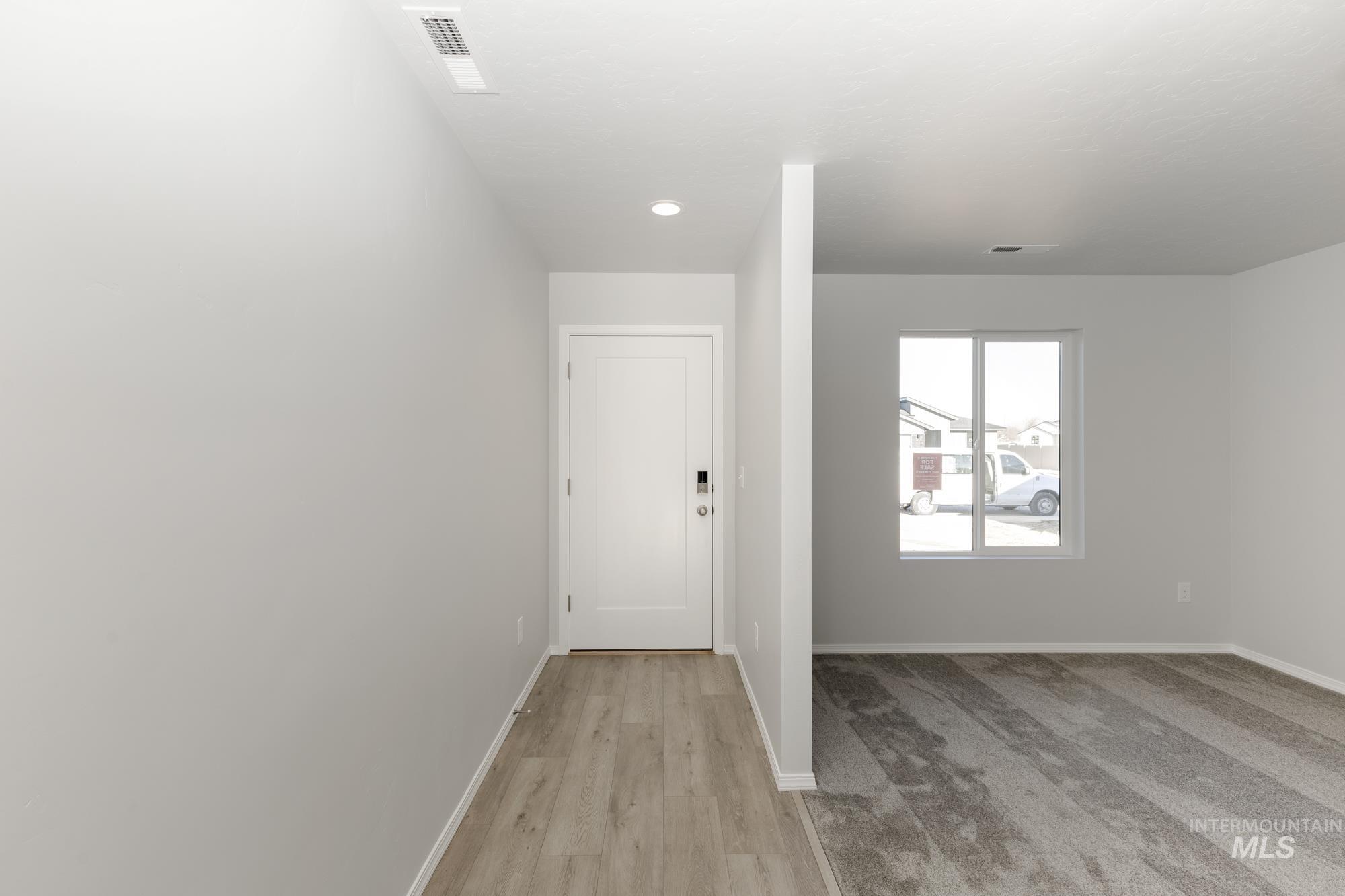 11135 W Windmill Way Property Photo 2