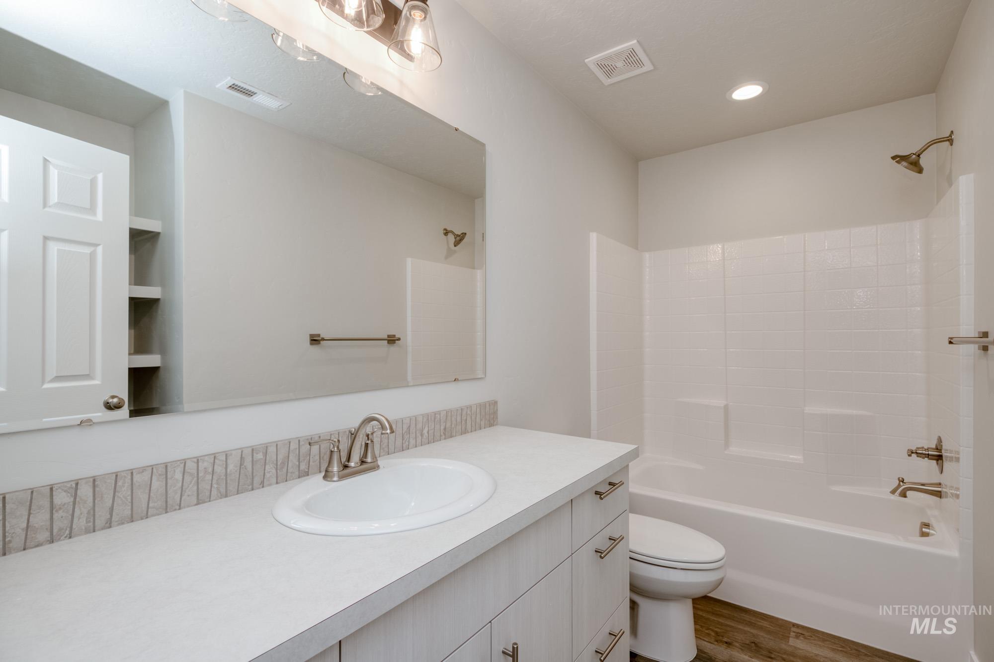 15395 Meriadoc Way Property Photo 17