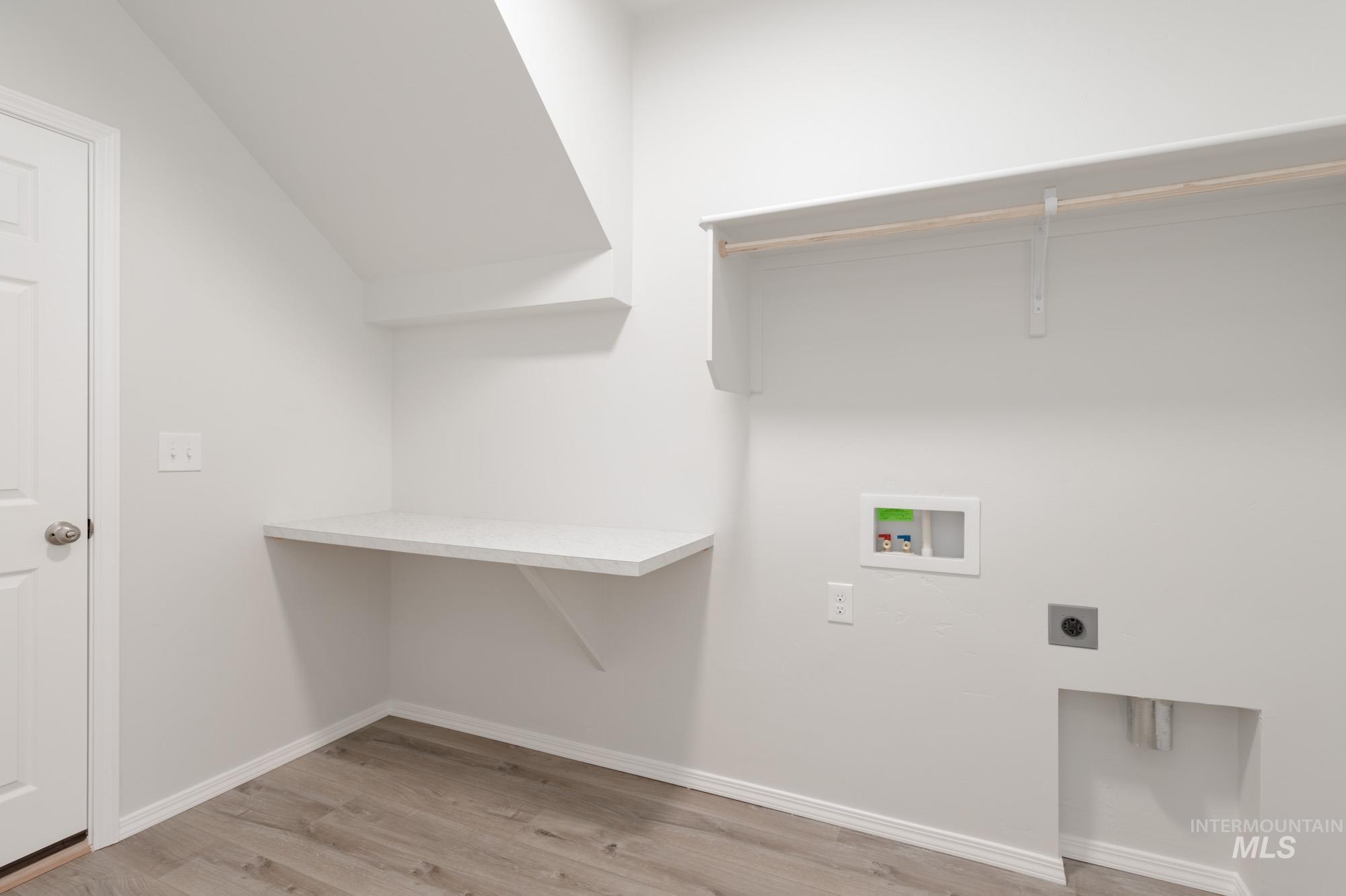 15410 Meriadoc Way Property Photo 17