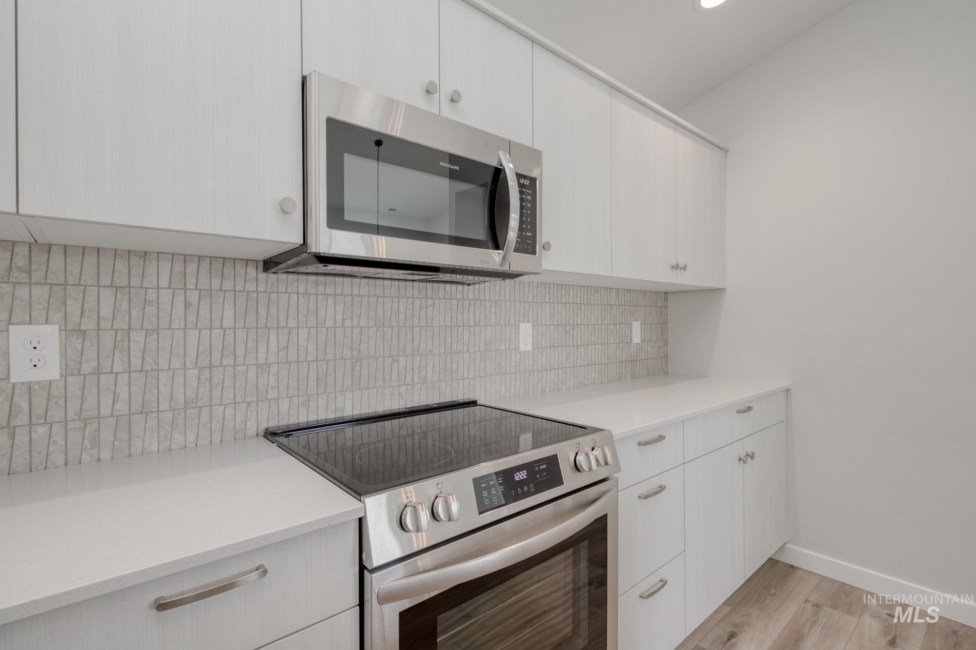 12653 Abbeygate Dr Property Photo 6