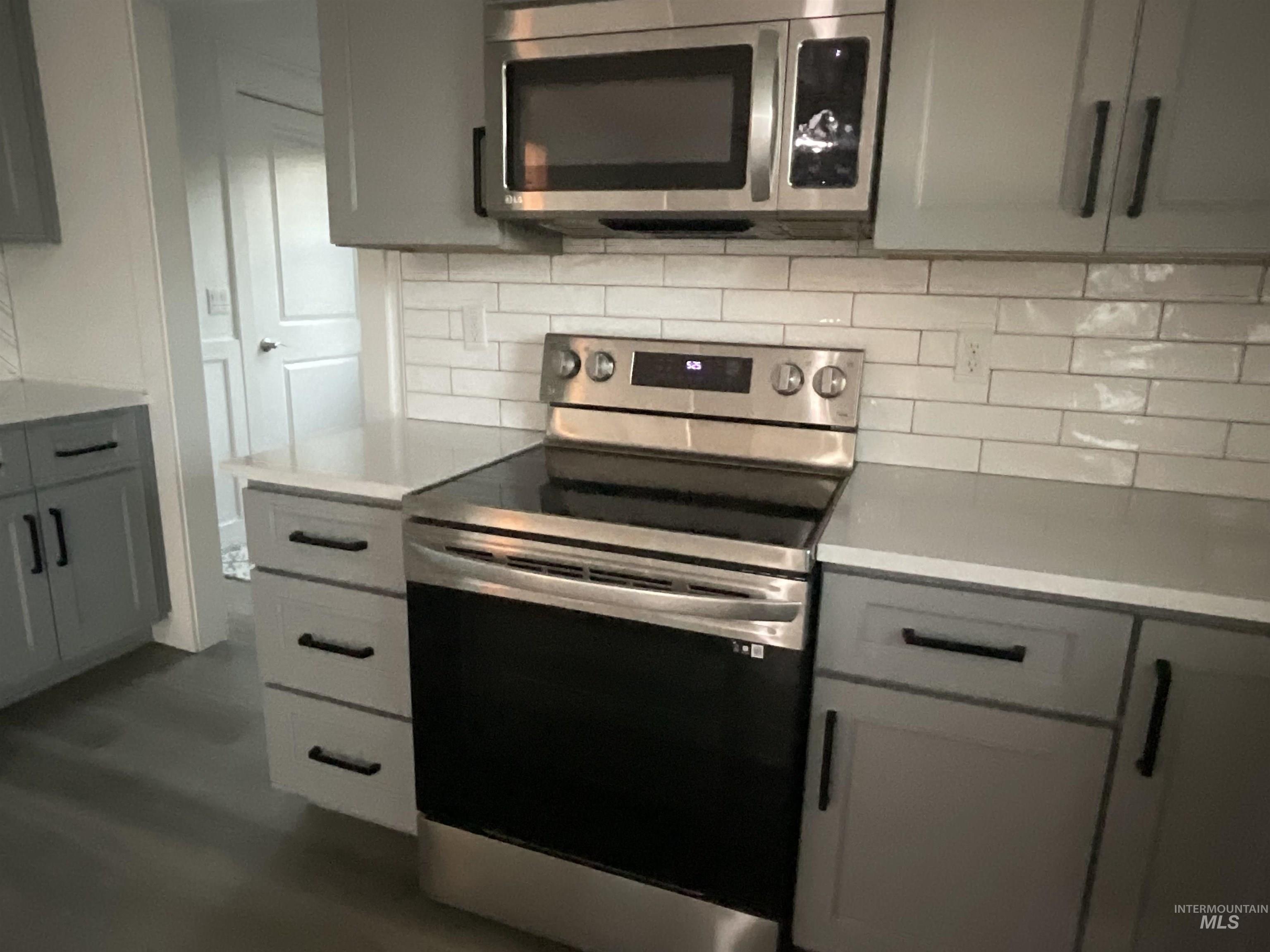 105 Mathew Court Property Photo 10