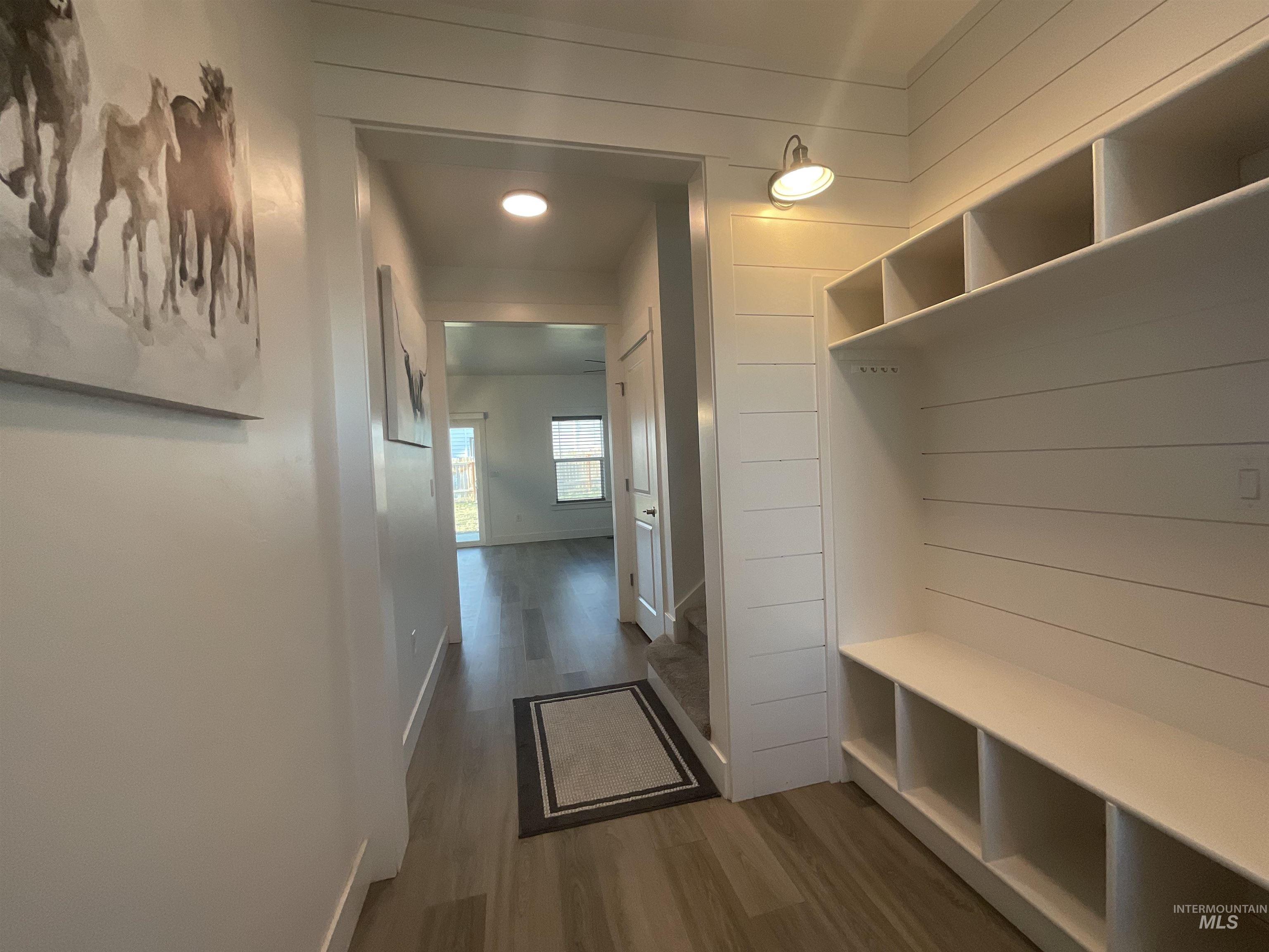 105 Mathew Court Property Photo 15