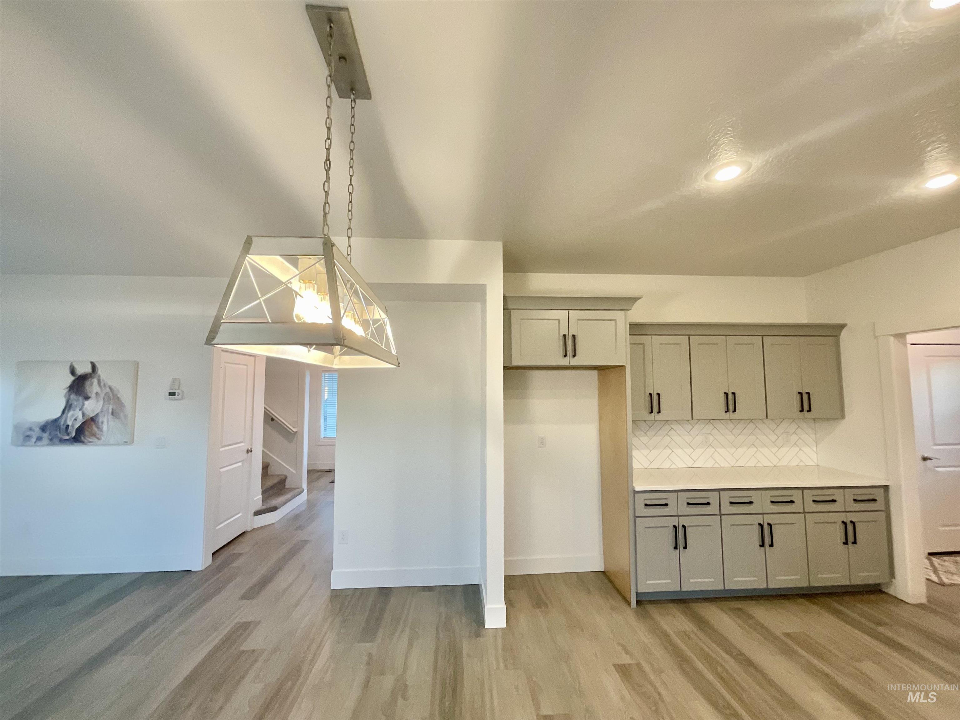 105 Mathew Court Property Photo 18
