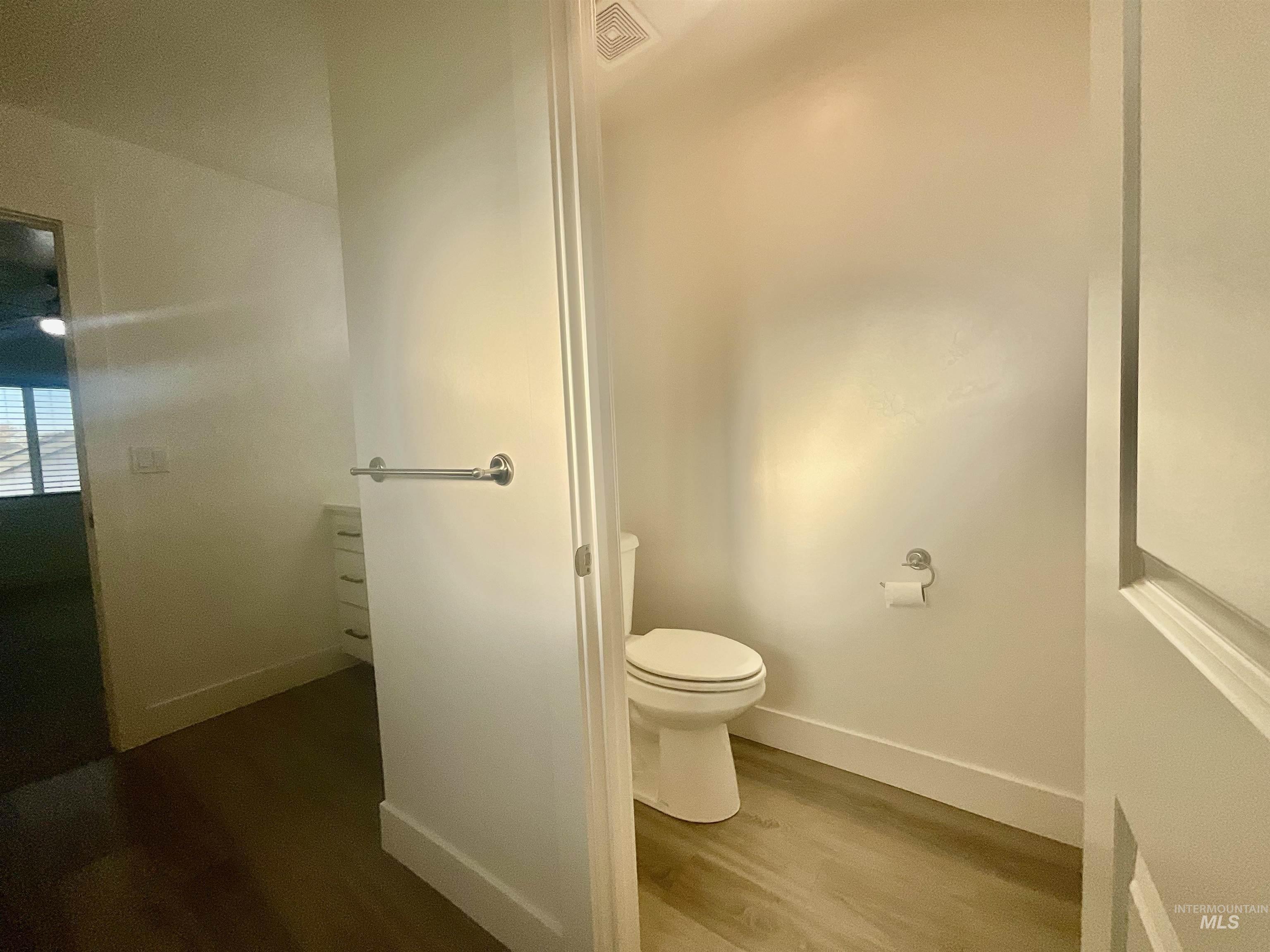 105 Mathew Court Property Photo 33