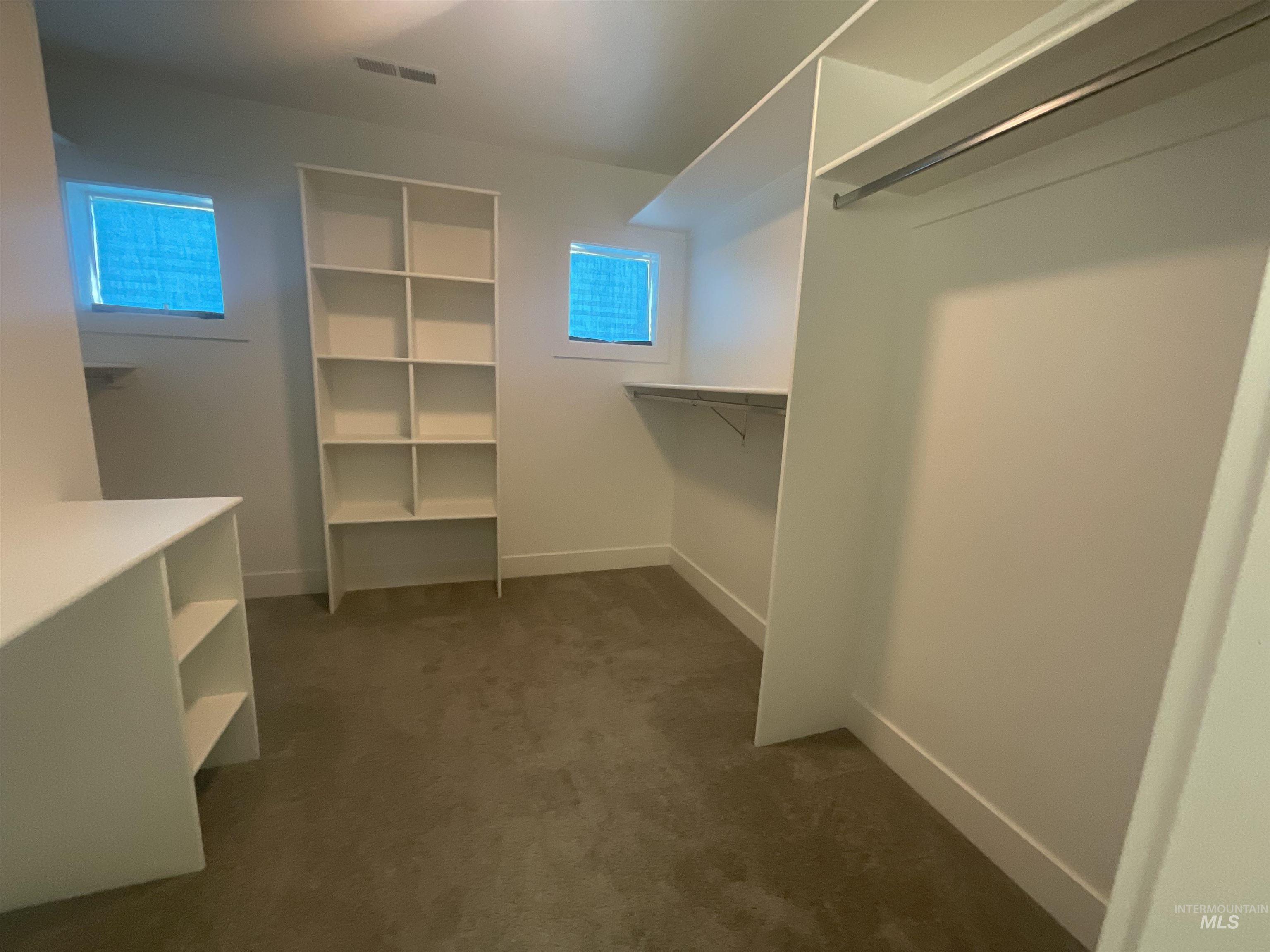 105 Mathew Court Property Photo 34