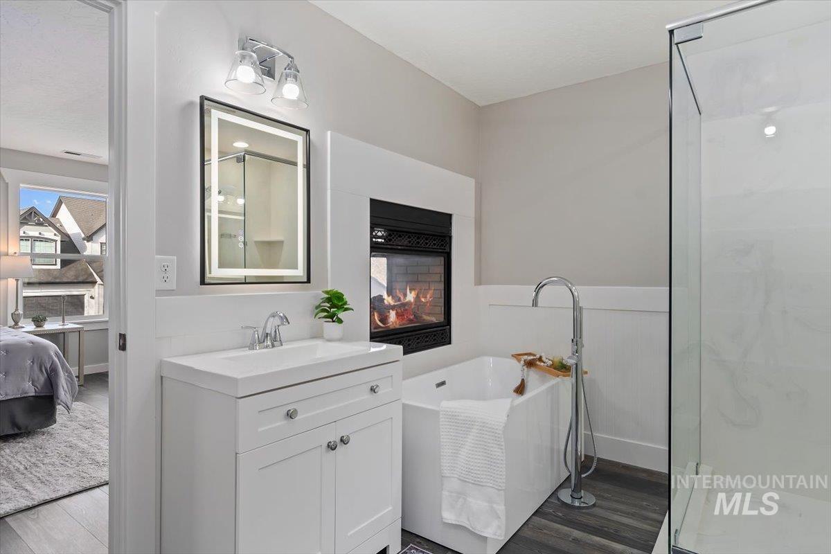 12384 S Abbott Downing Way Property Photo 11