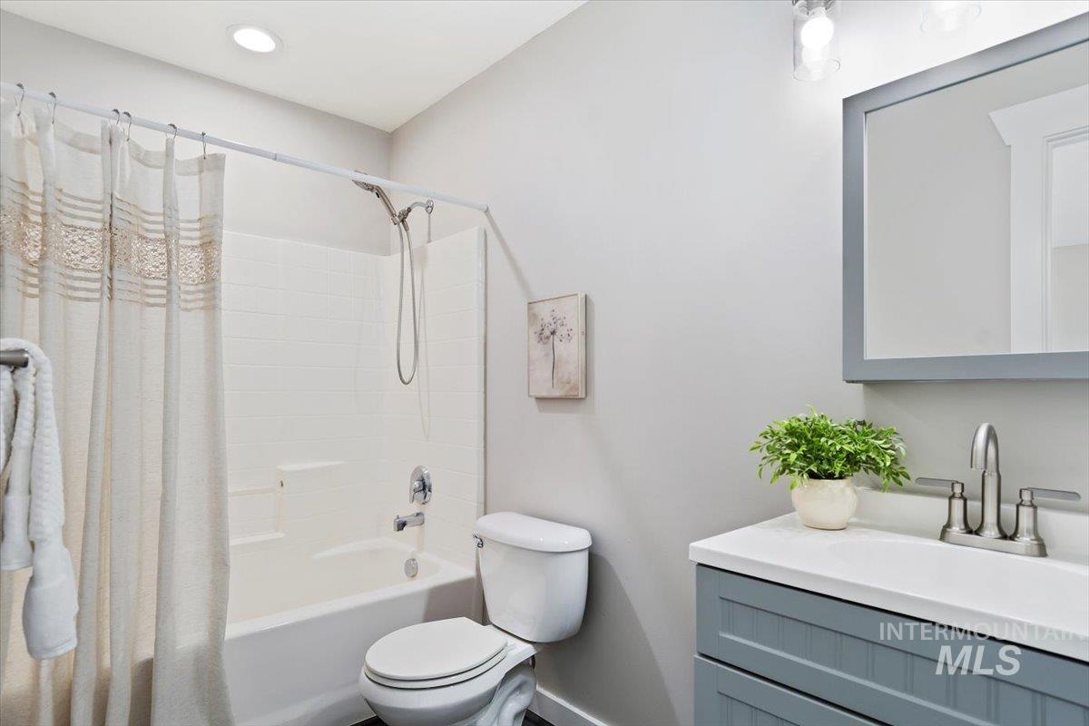 12384 S Abbott Downing Way Property Photo 18