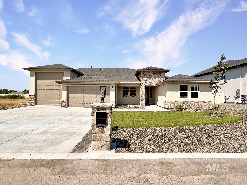 7432 E Newcastle Dr Property Photo 1