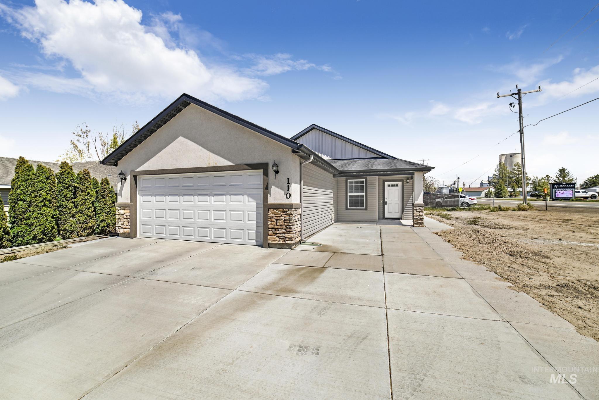 110 Little Cedar Property Photo 2