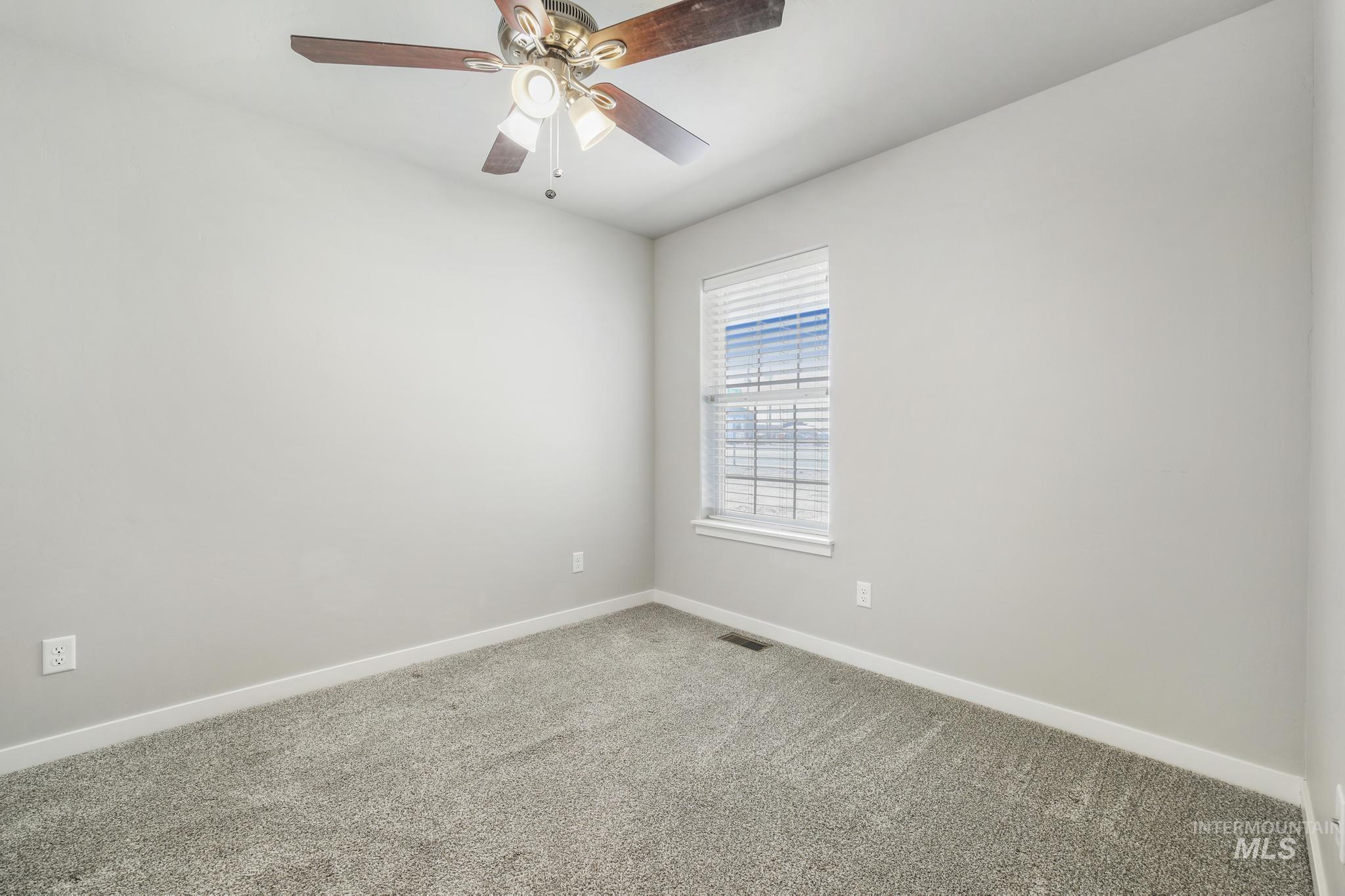 110 Little Cedar Property Photo 20