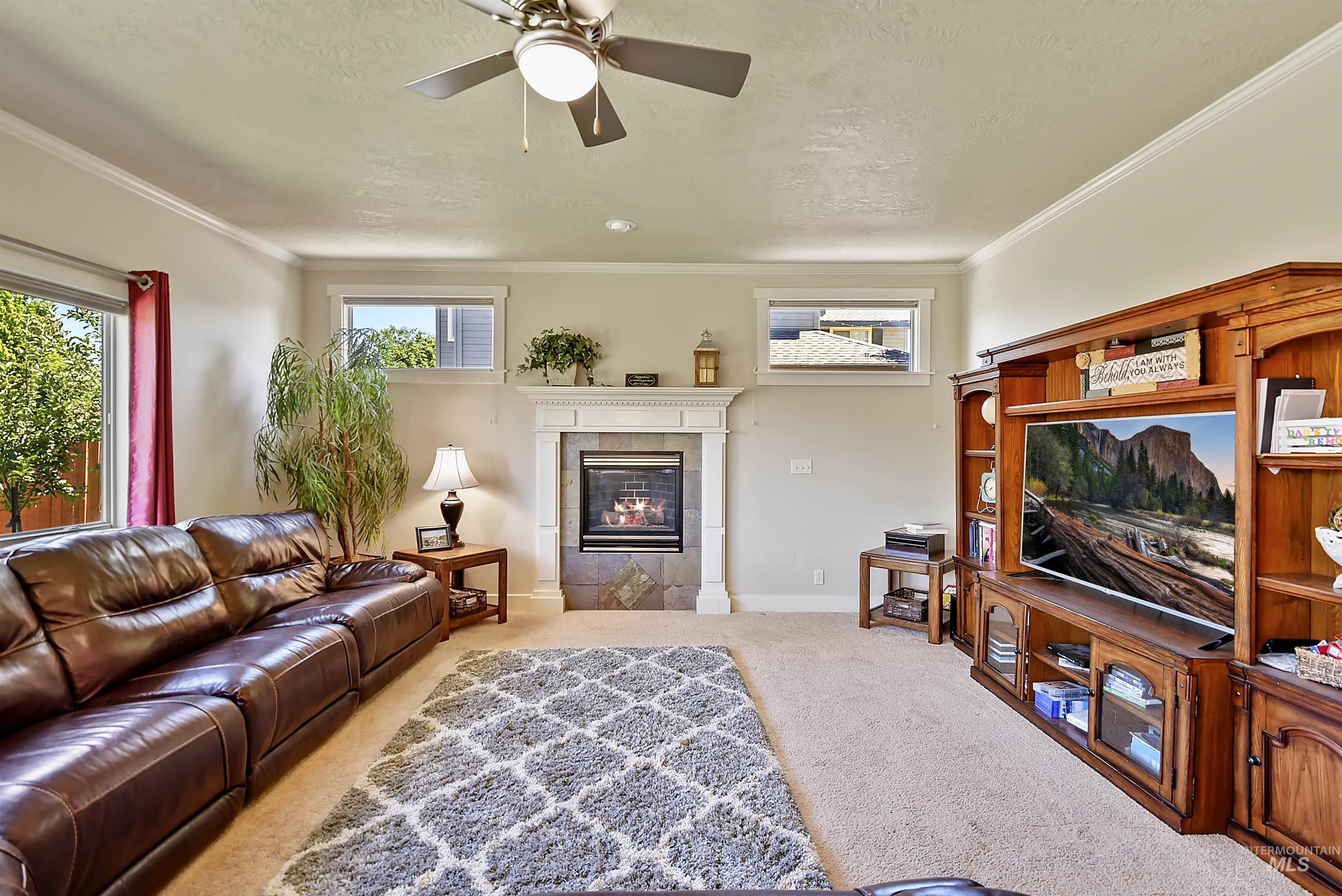 2650 W Crossland Dr Property Photo 7