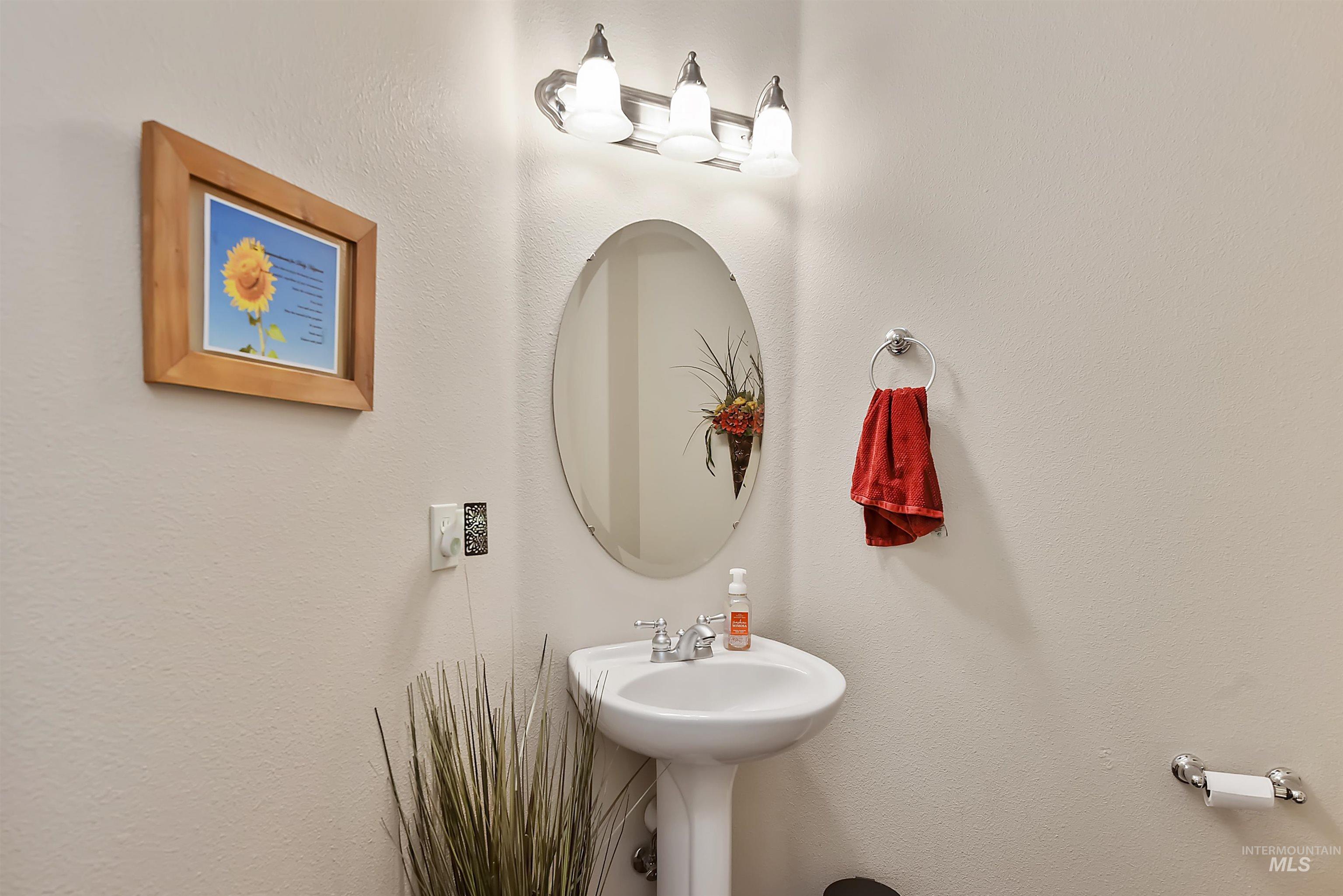 2650 W Crossland Dr Property Photo 22