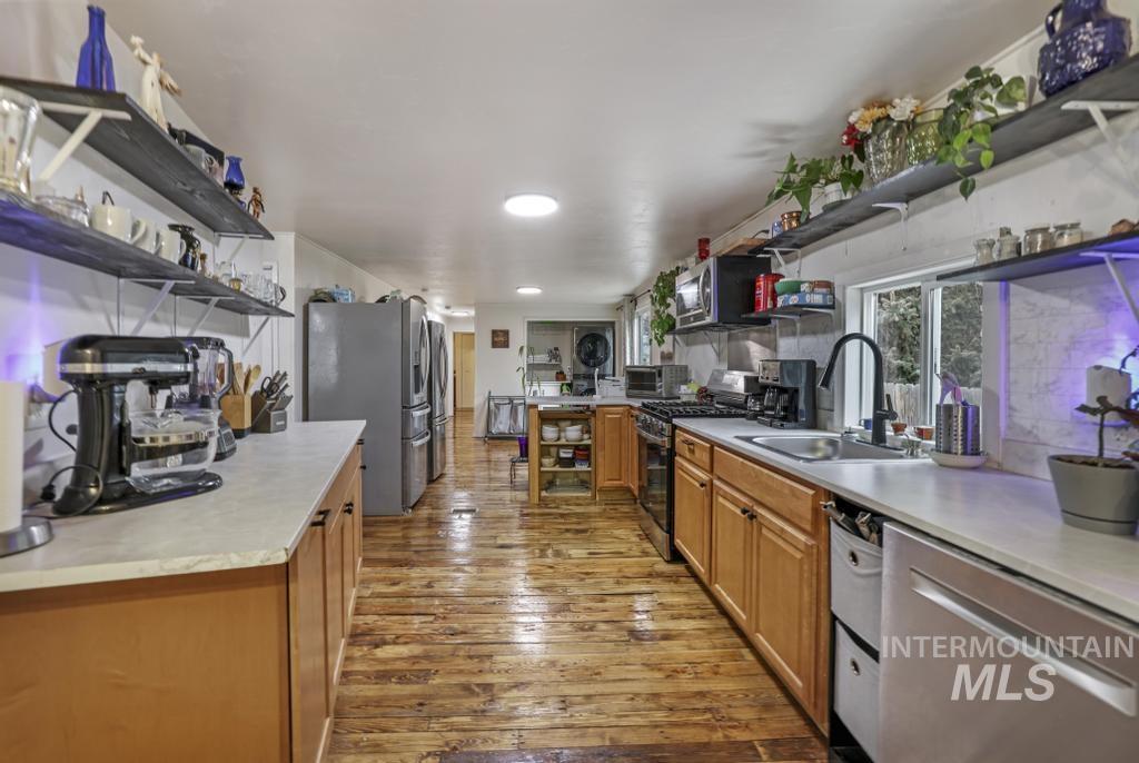 842 W Midway Street C #36 Property Photo 1