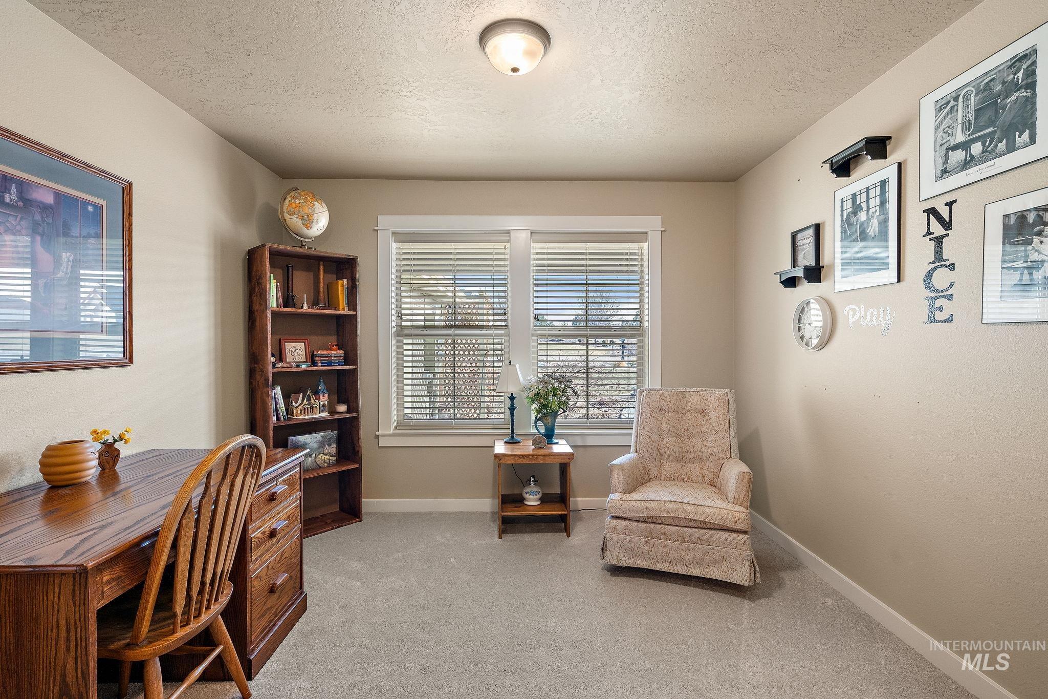 22389 Aura Vista Way Property Photo 11