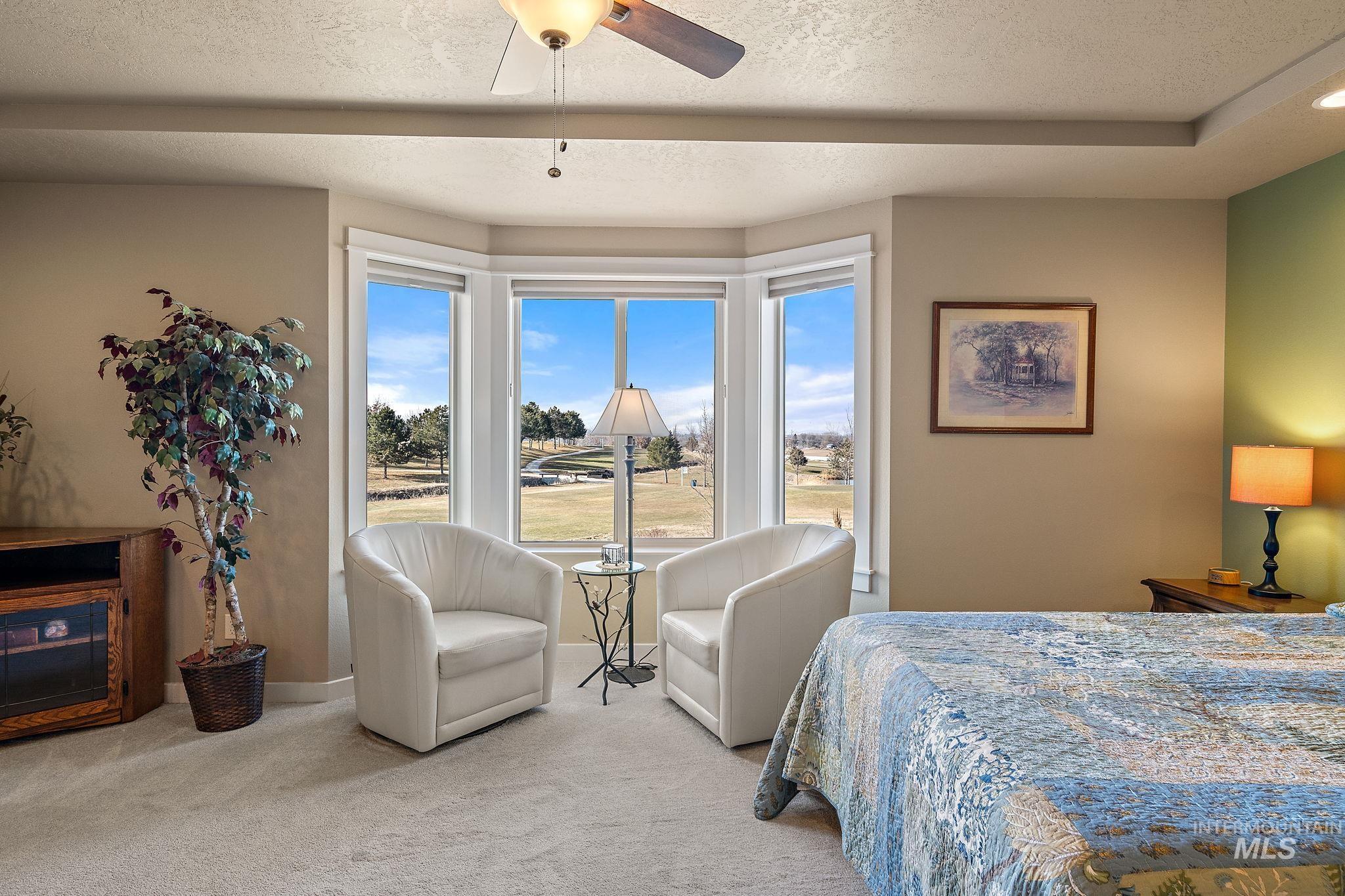 22389 Aura Vista Way Property Photo 16