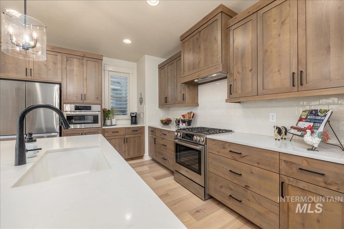 1377 W Eiger Dr Property Photo 10