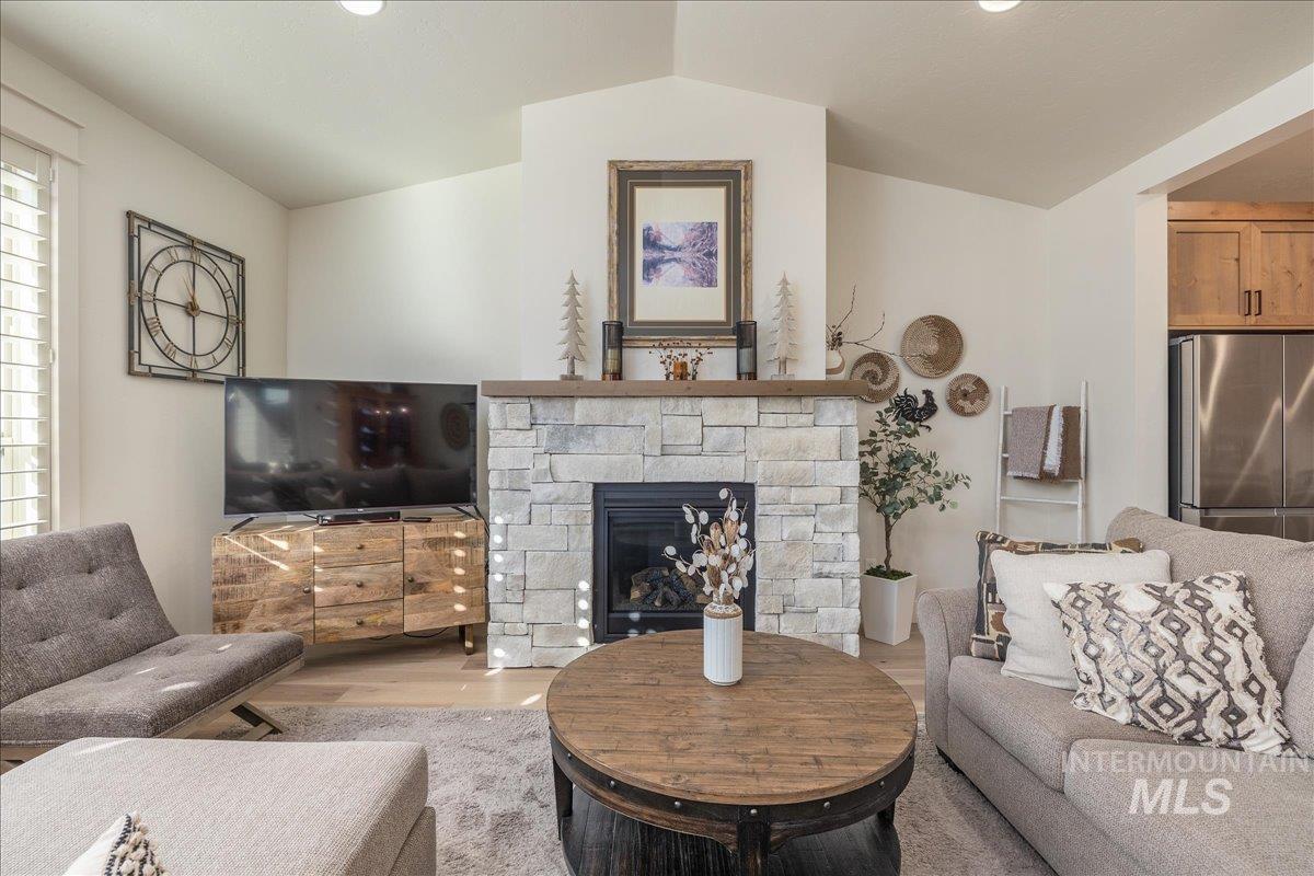 1377 W Eiger Dr Property Photo 19