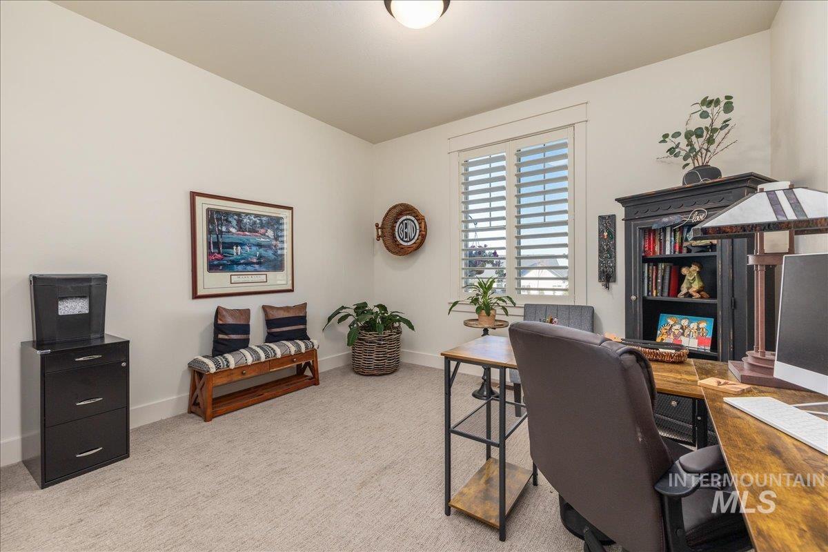 1377 W Eiger Dr Property Photo 32
