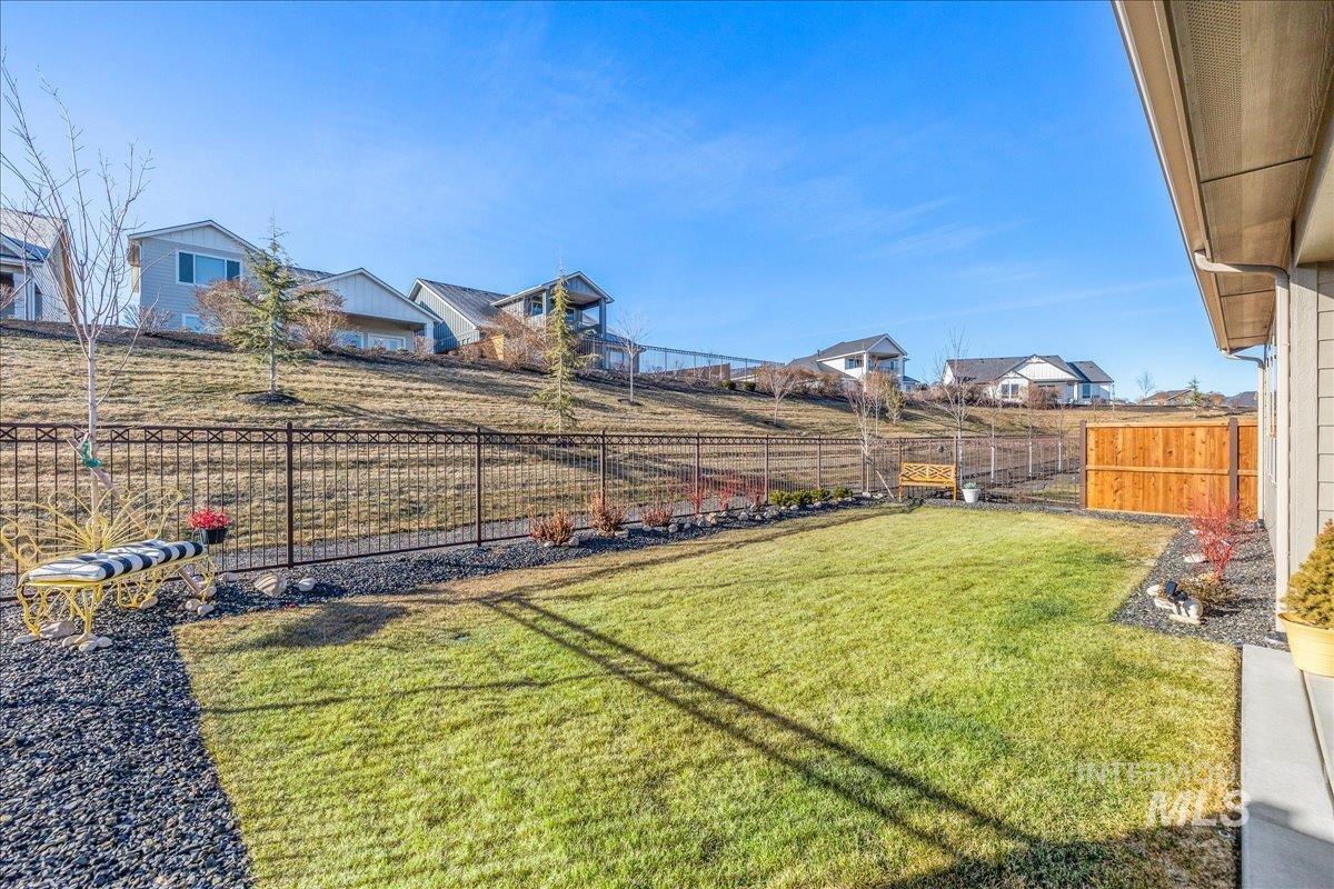 1377 W Eiger Dr Property Photo 43