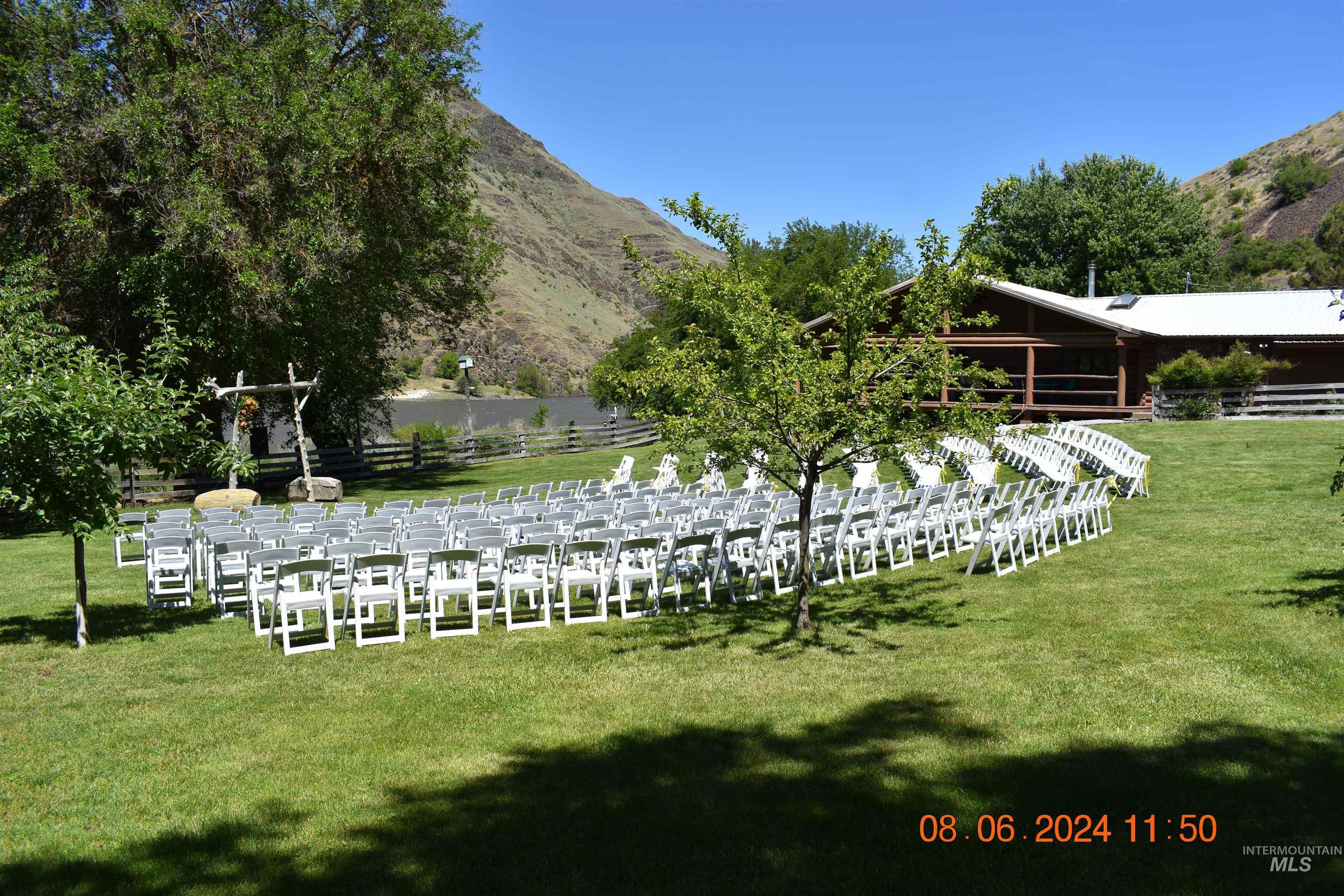 13709 Highway 95 Property Photo 1
