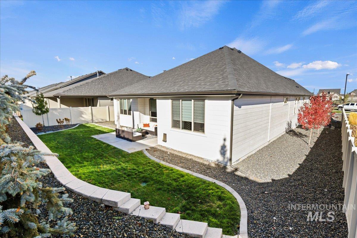 2523 E Berghan Ln Property Photo 34
