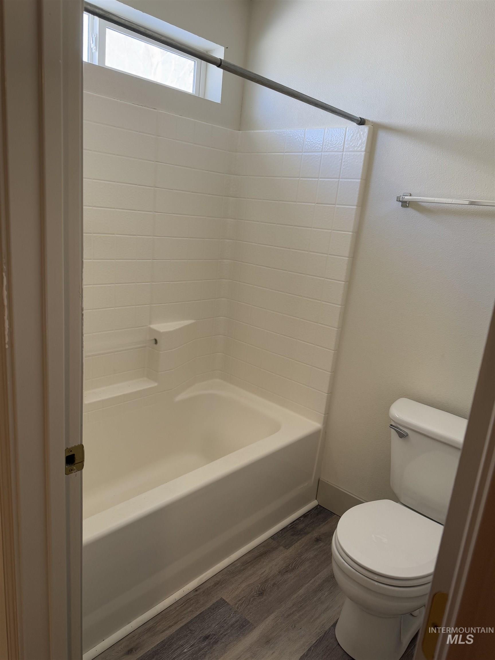 923 W Fifth Property Photo 13