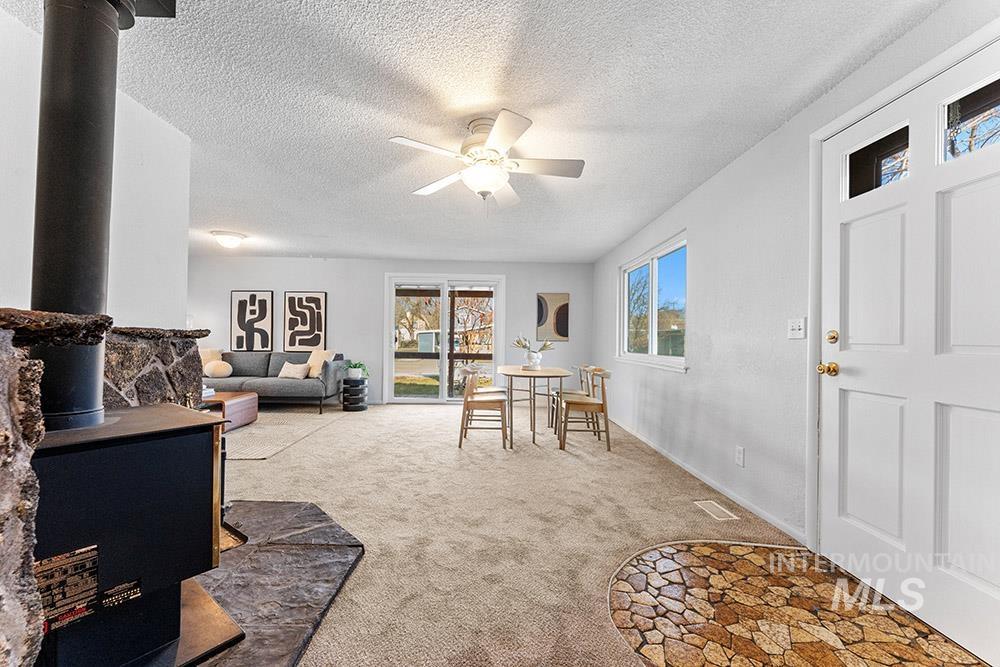 3611 W Sunset Ave Property Photo 4