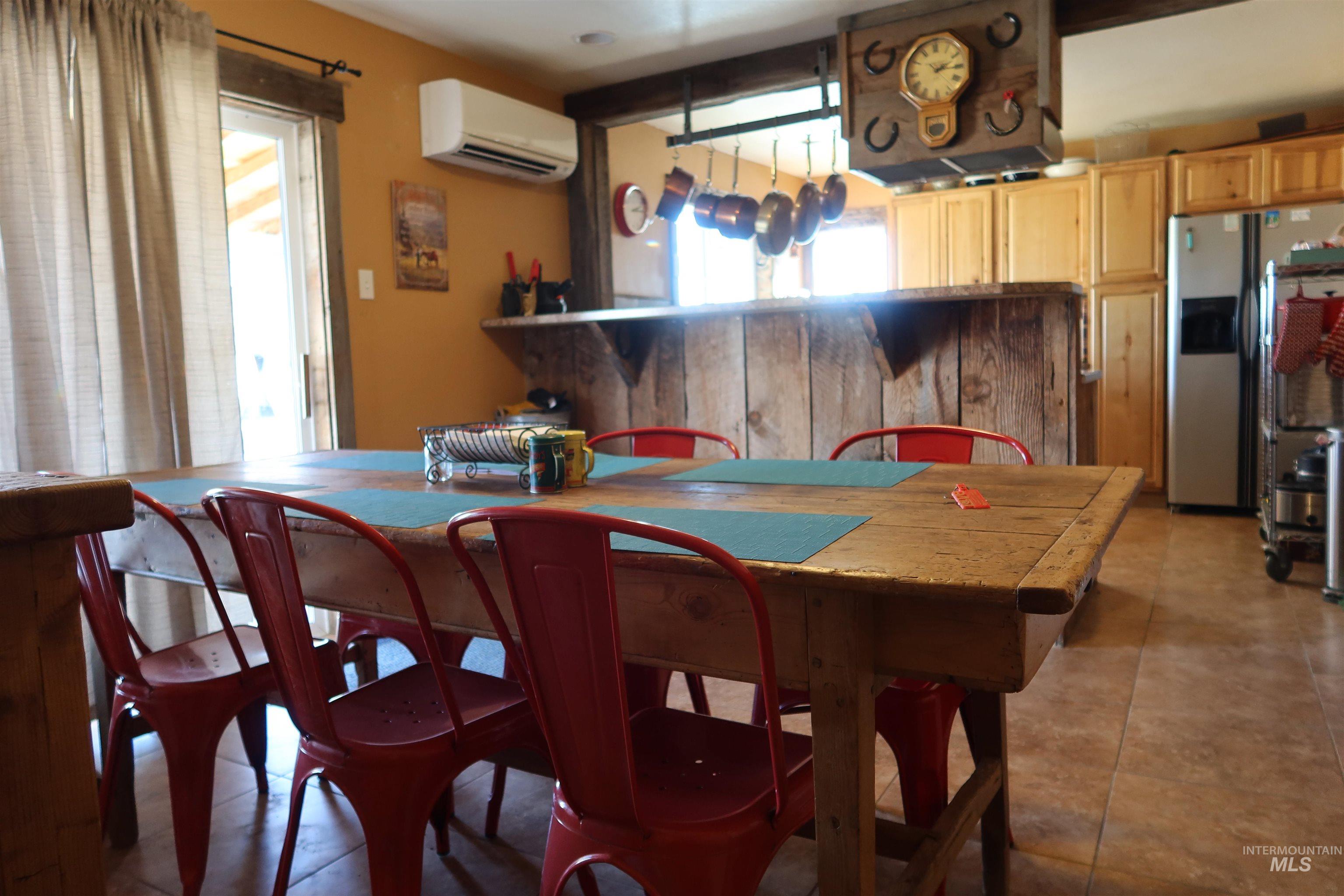 724 Mundy Gulch Rd Property Photo 8