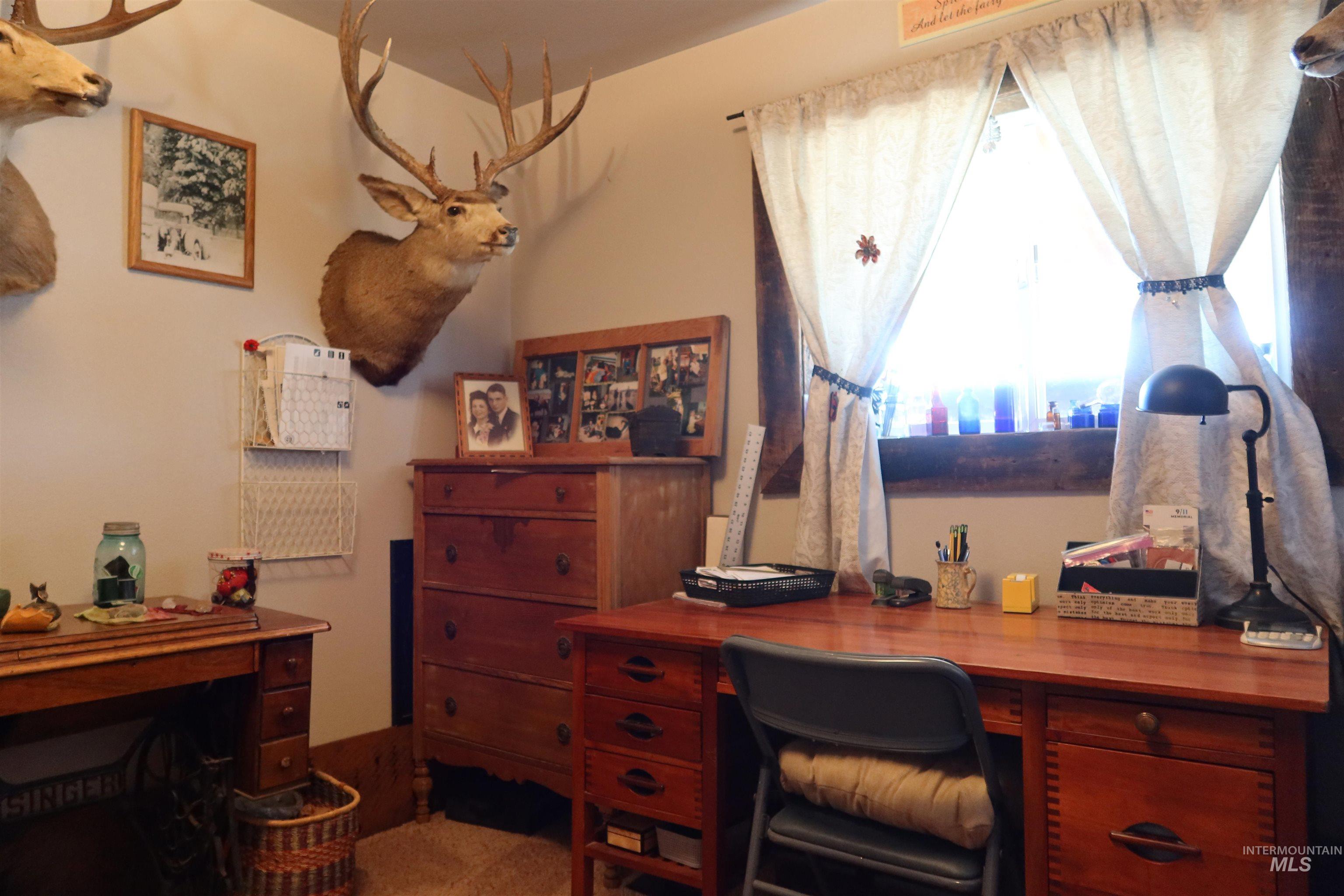 724 Mundy Gulch Rd Property Photo 12