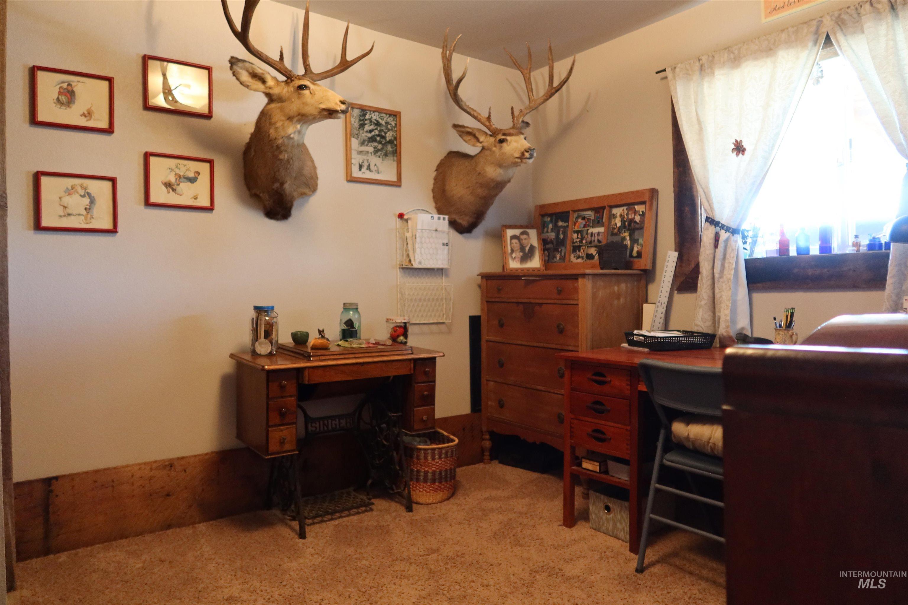 724 Mundy Gulch Rd Property Photo 12