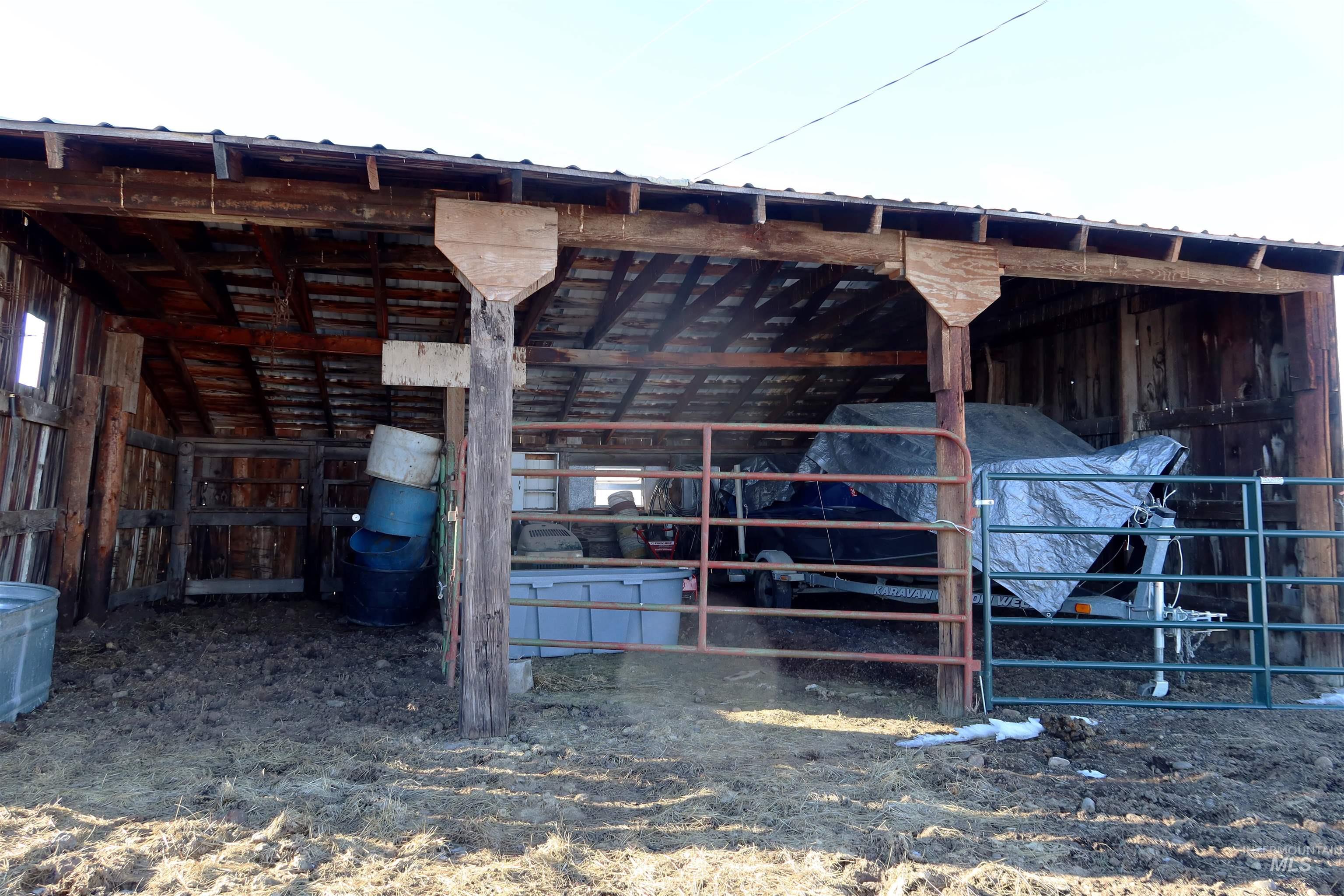 724 Mundy Gulch Rd Property Photo 23