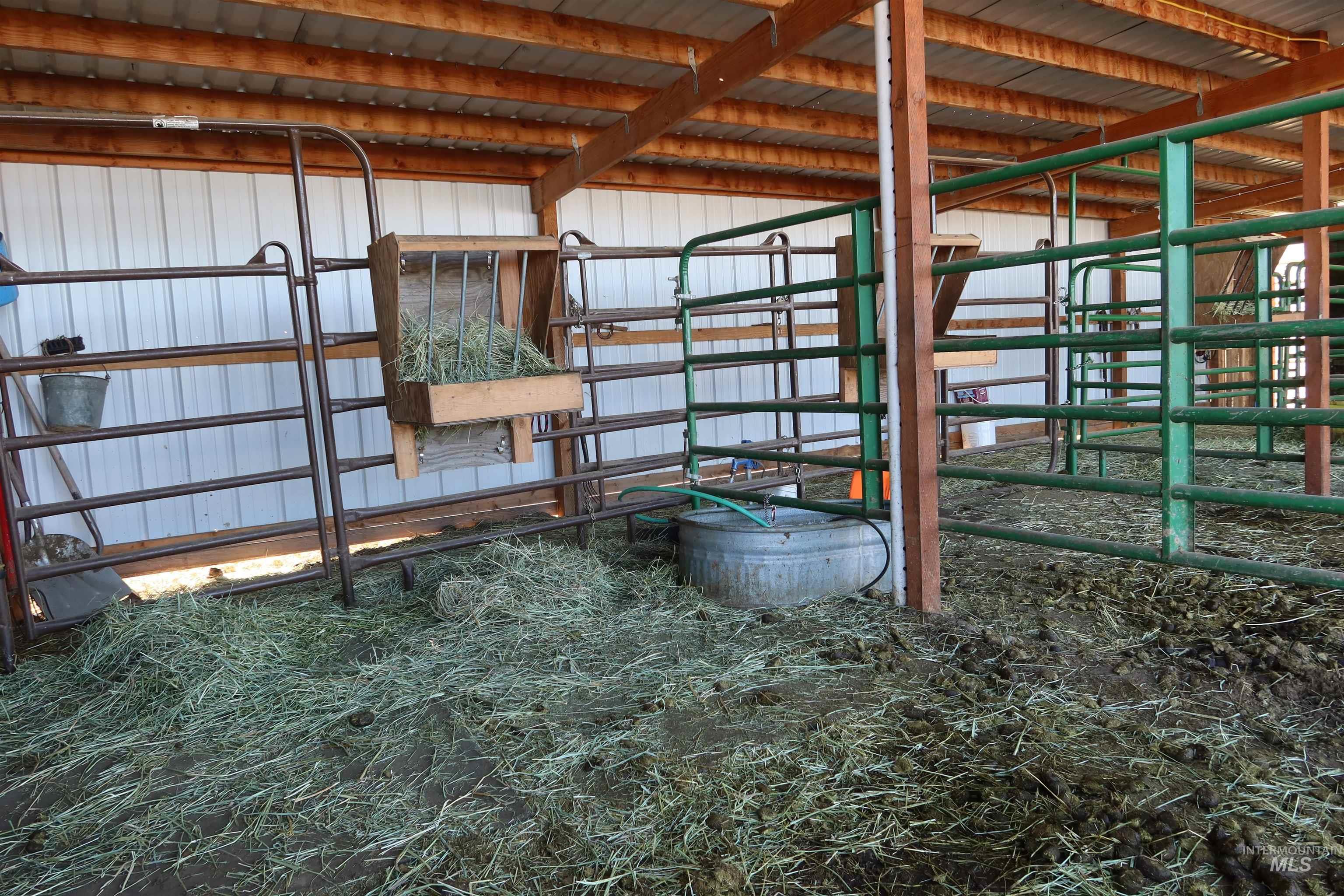 724 Mundy Gulch Rd Property Photo 25