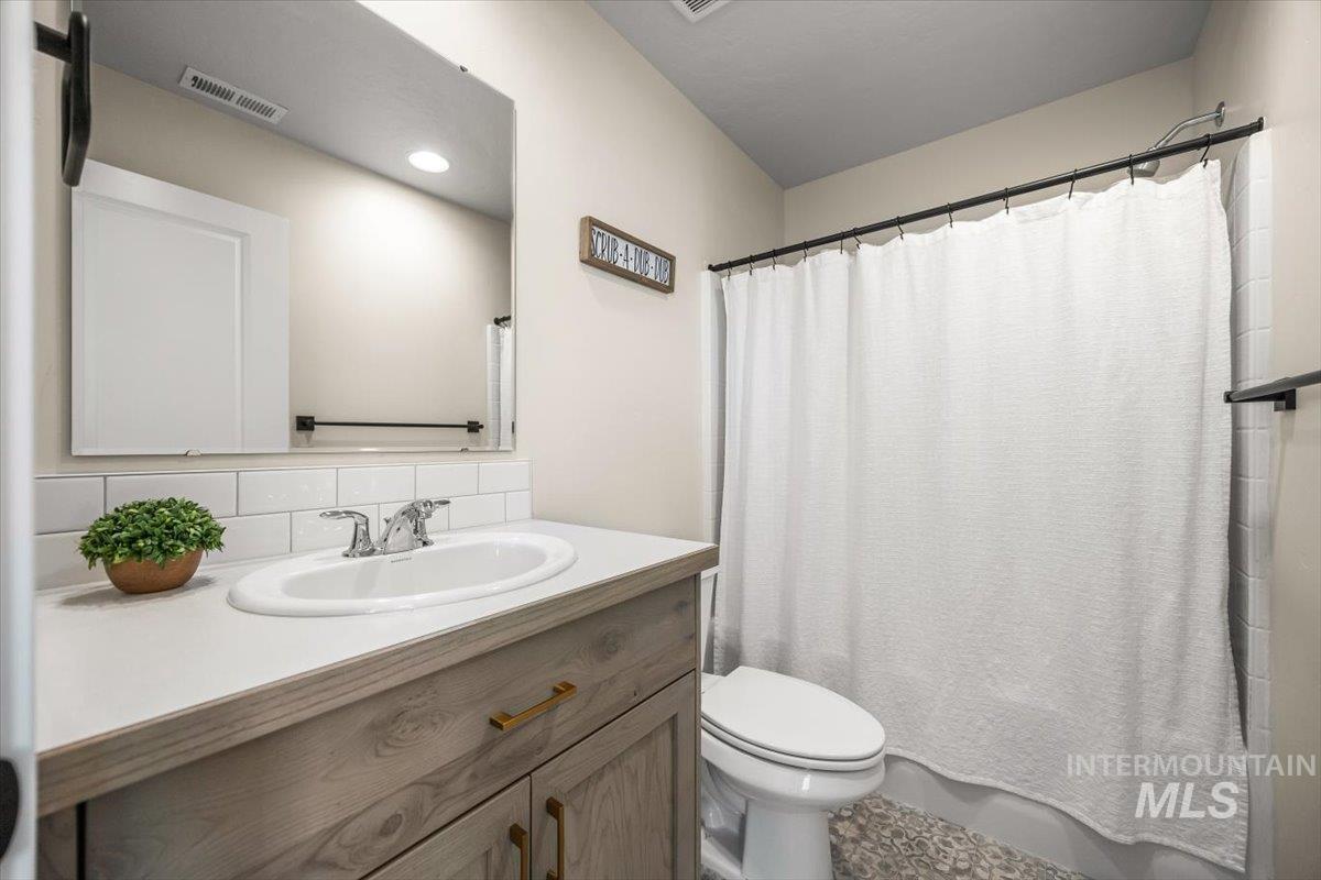 9126 W Bowie St. Property Photo 32