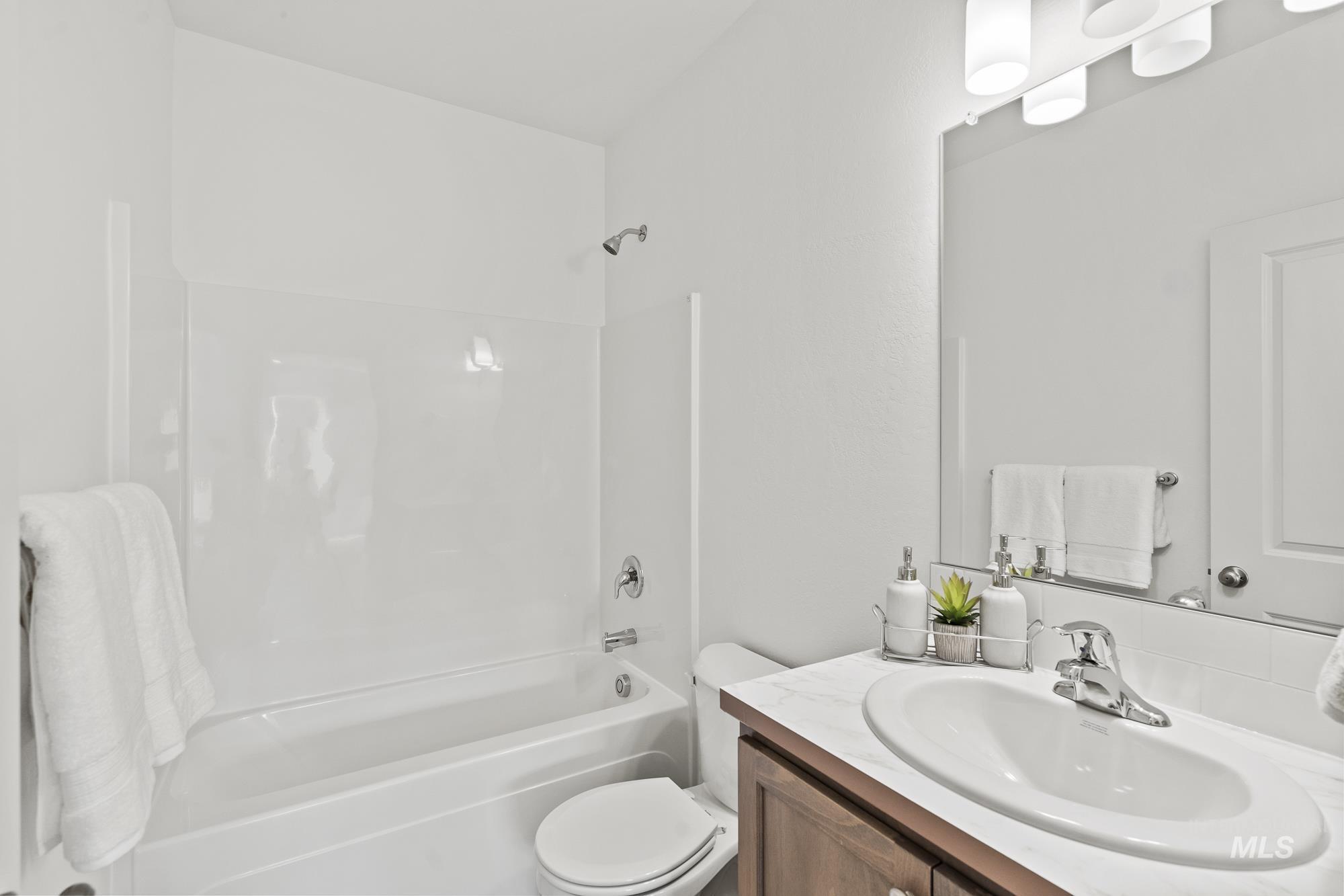 1542 Kenyon Meadow St. Property Photo 10