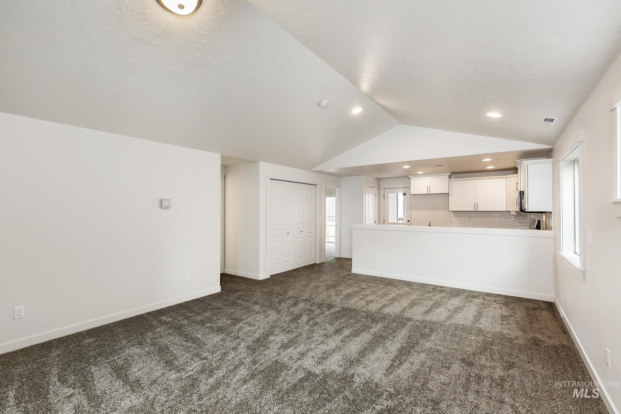1549 Kenyon Meadow St. Property Photo 3
