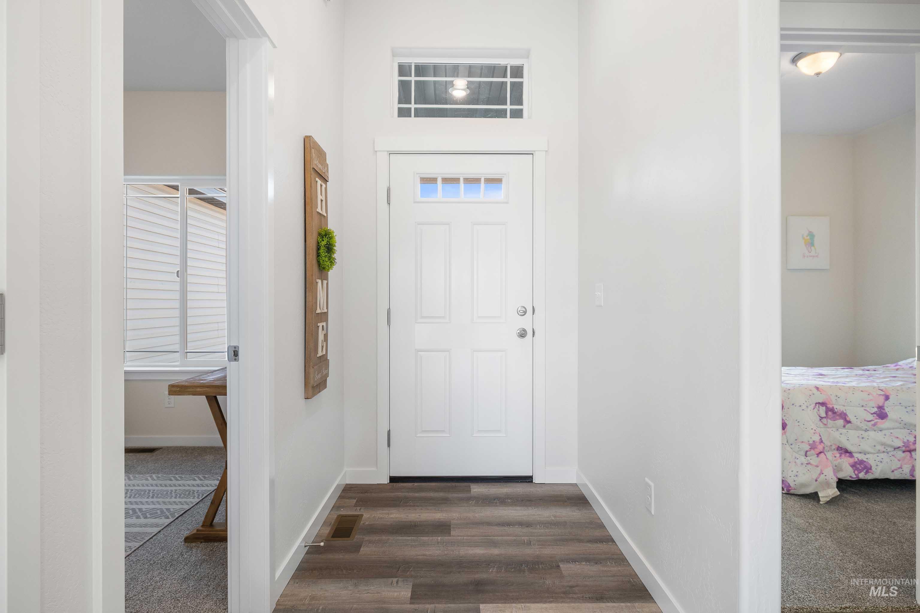 205 W 13th Ave Property Photo 5