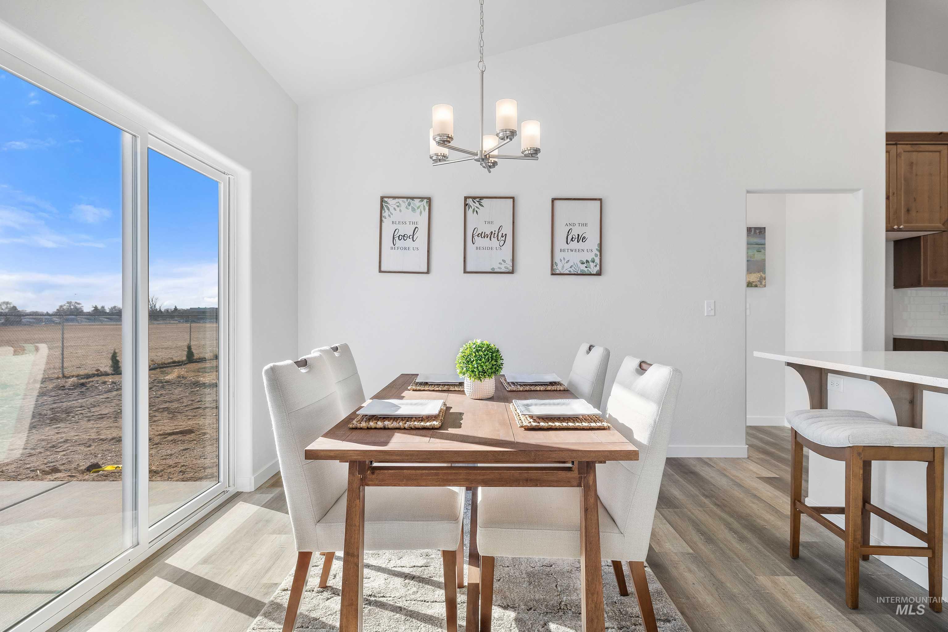 205 W 13th Ave Property Photo 10